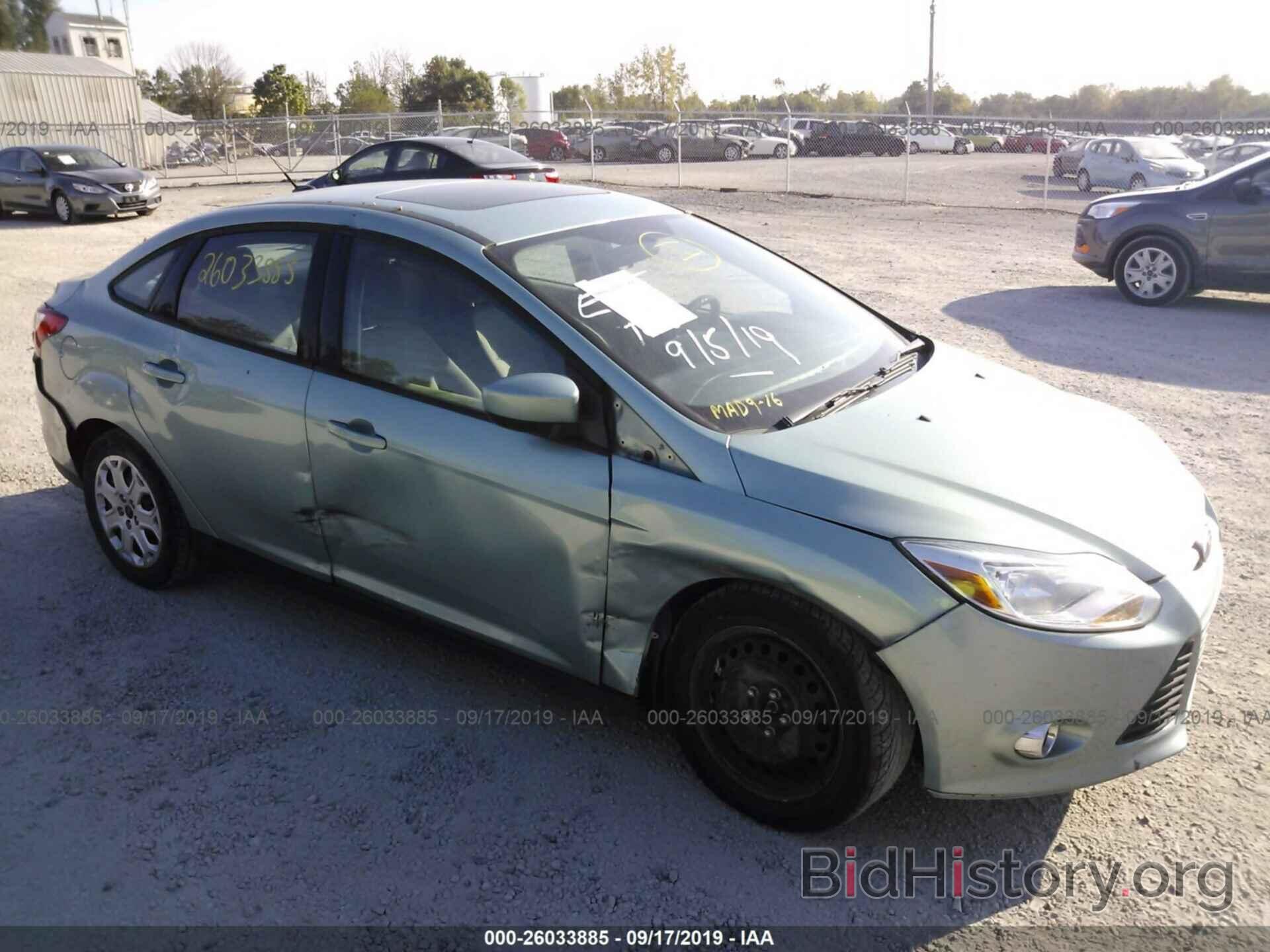 Photo 1FAHP3F2XCL427896 - FORD FOCUS 2012