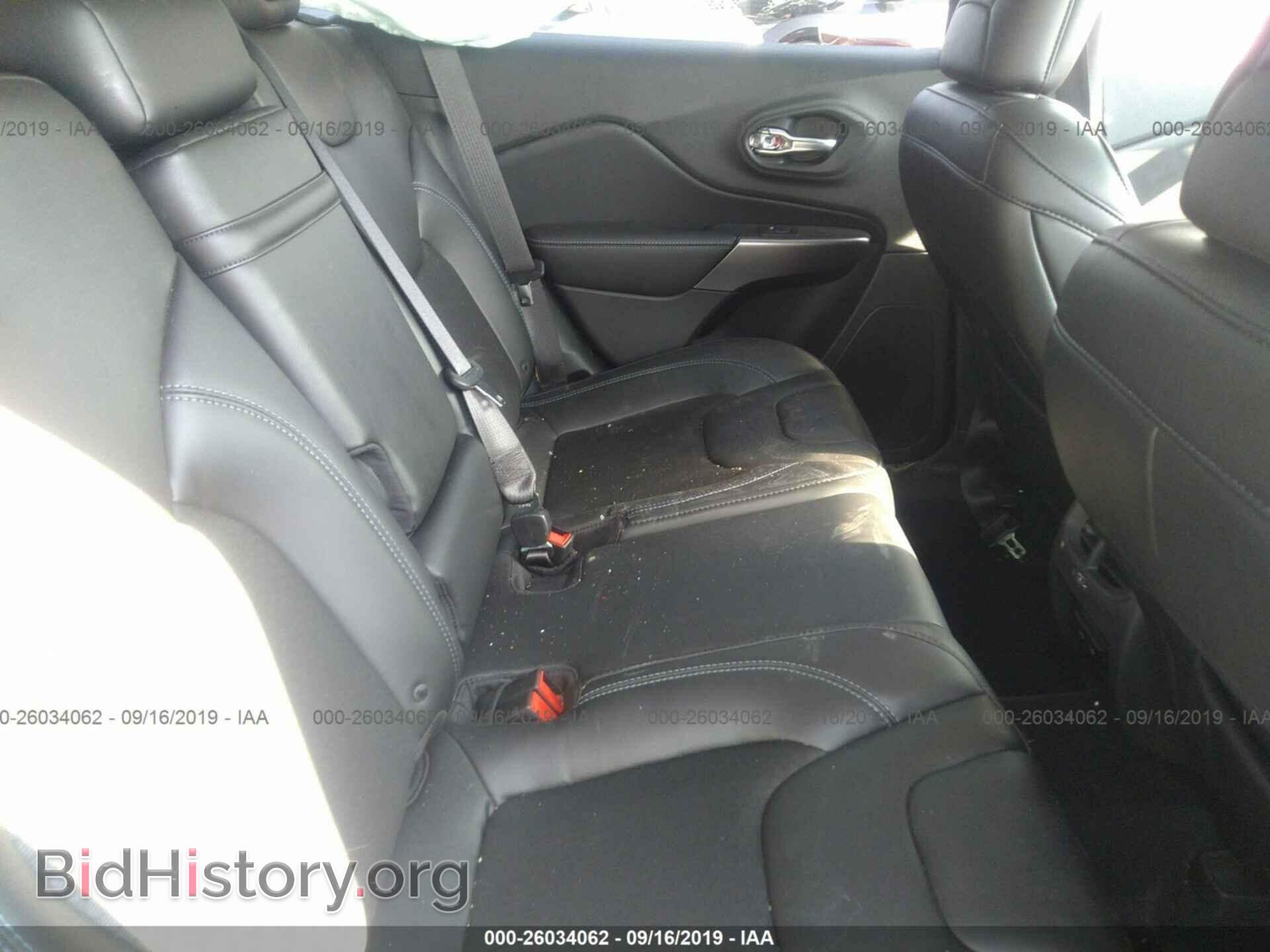 2019 JEEP CHEROKEE - VIN: 1C4PJLLB2KD403466 - Photo 8