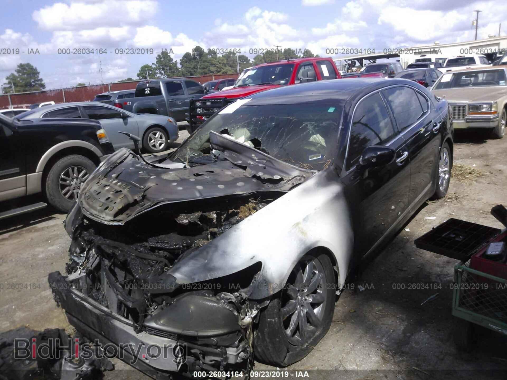 2007 LEXUS LS - VIN: JTHGL46F675017776 - Photo 2