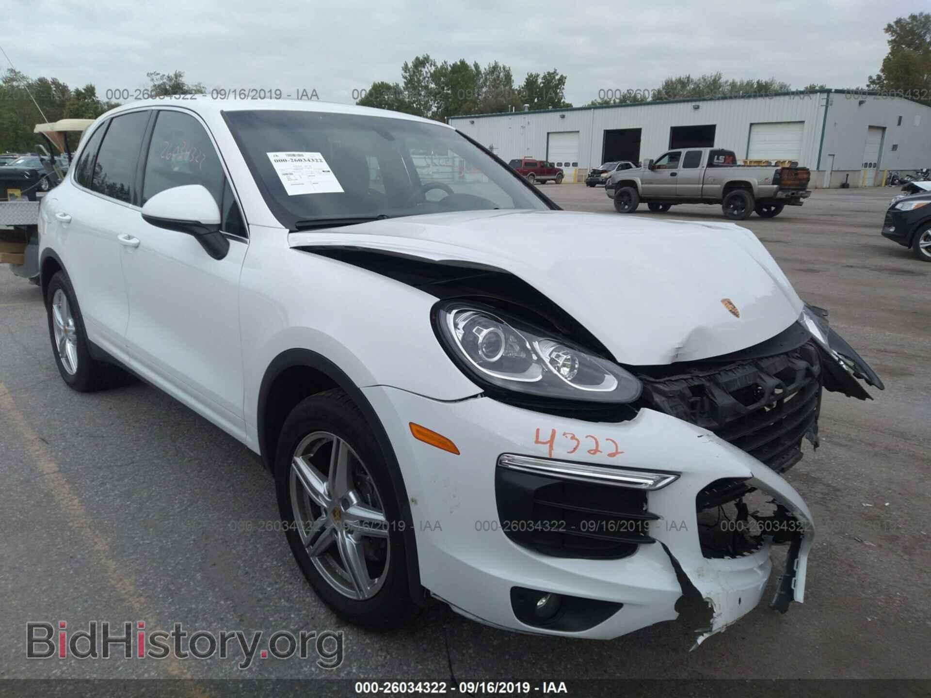 Photo WP1AA2A20GLA04523 - PORSCHE CAYENNE 2016