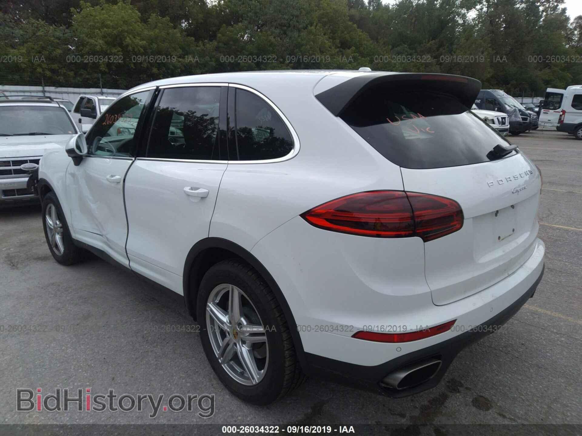 2016 PORSCHE CAYENNE - VIN: WP1AA2A20GLA04523 - Photo 3