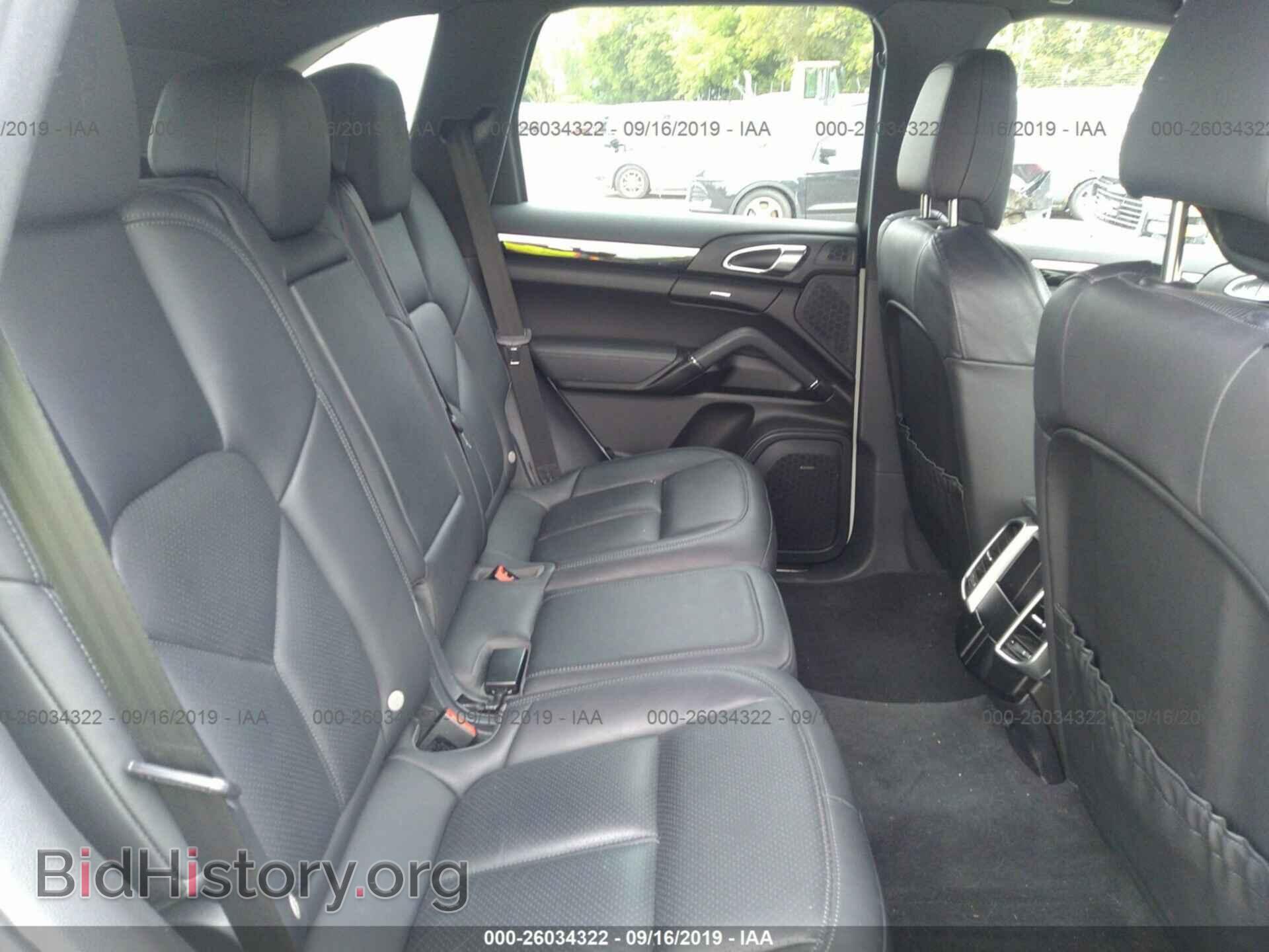 2016 PORSCHE CAYENNE - VIN: WP1AA2A20GLA04523 - Photo 8