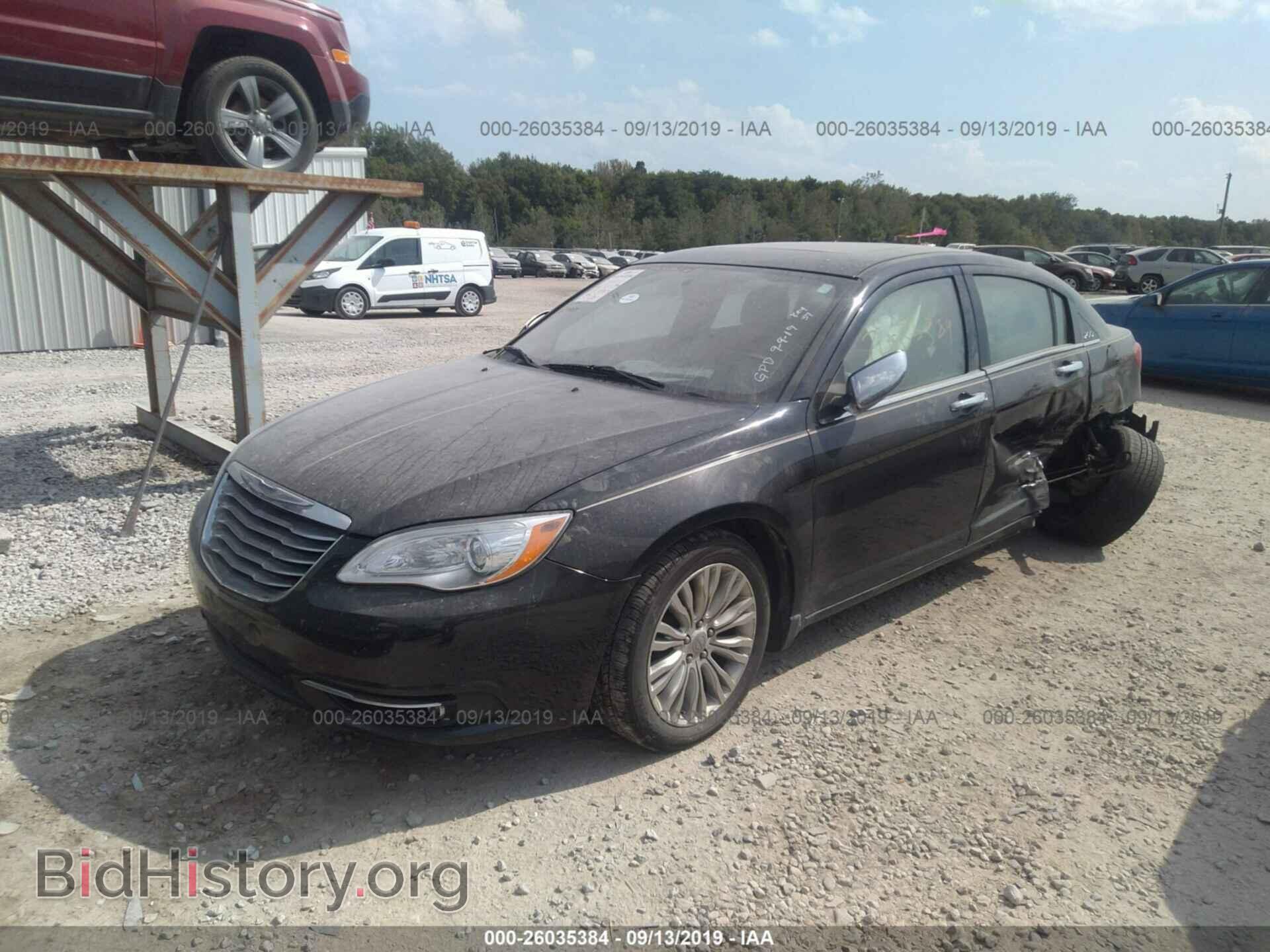 2012 CHRYSLER 200 - VIN: 1C3CCBCB0CN127839 - Photo 2