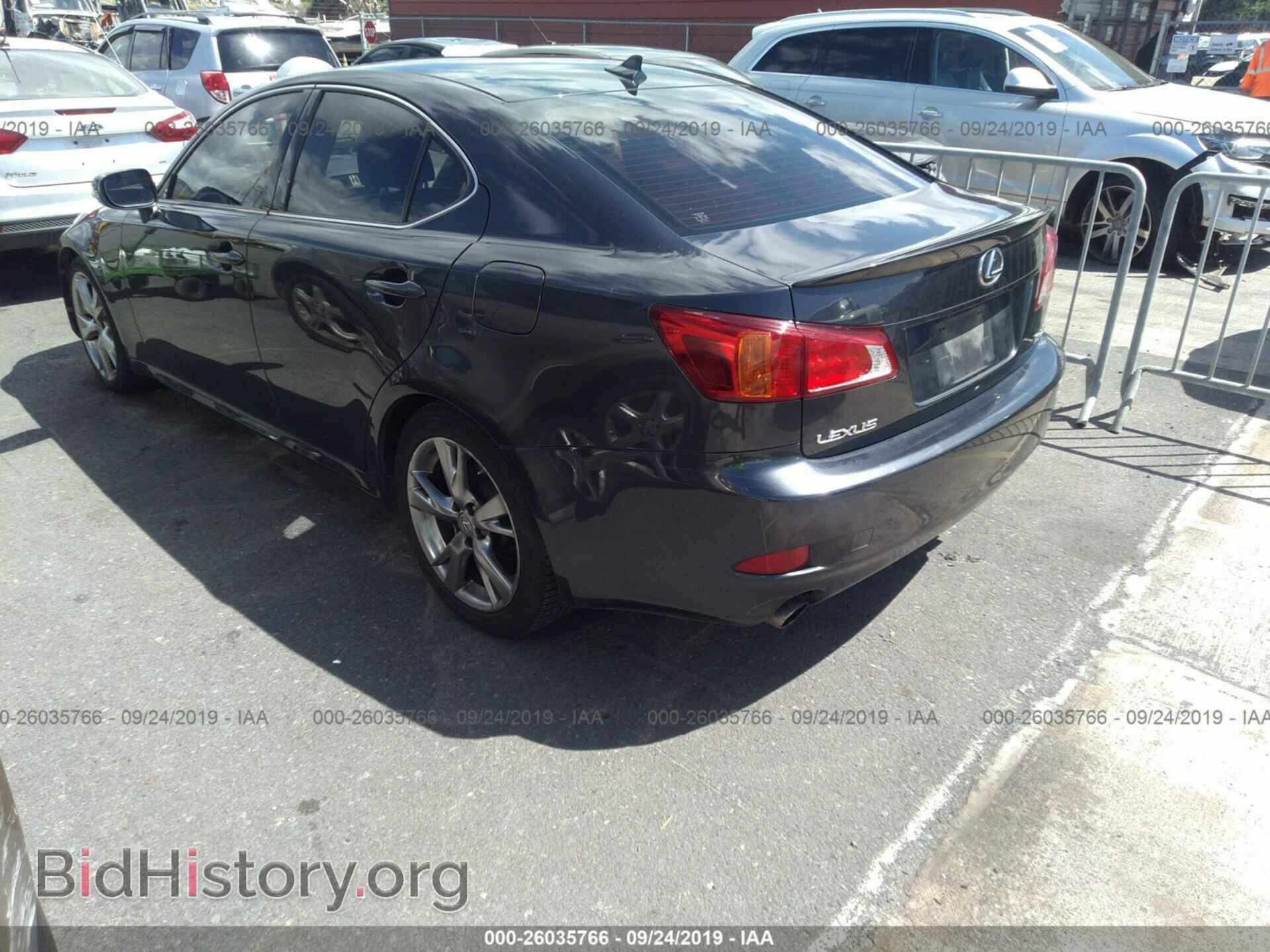 2009 LEXUS IS - VIN: JTHBK262895105939 - Photo 3