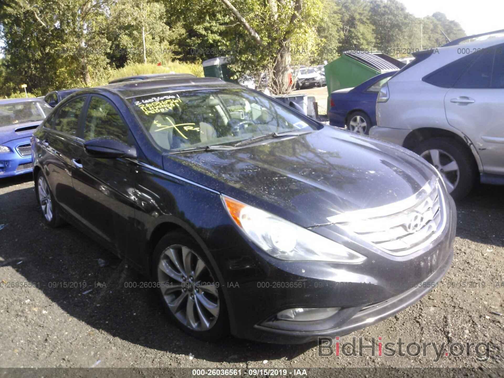 Photo 5NPEC4AC7BH195906 - HYUNDAI SONATA 2011