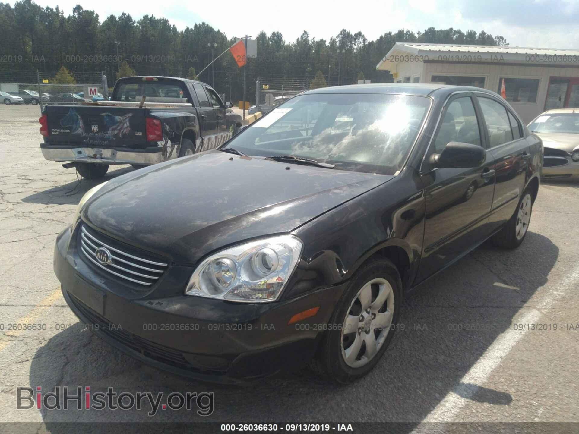 2007 KIA OPTIMA - VIN: KNAGE123175135902 - Фото 2