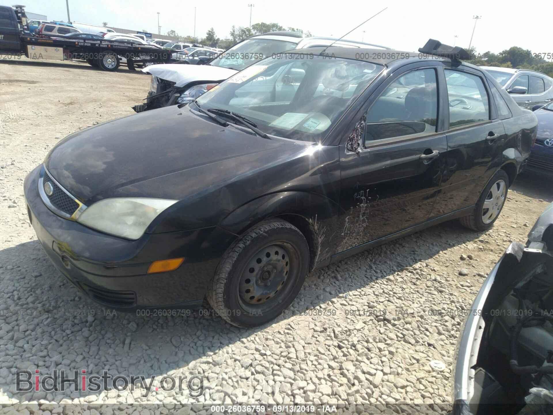 2005 FORD FOCUS - VIN: 1FAFP34NX5W215196 - Фото 2