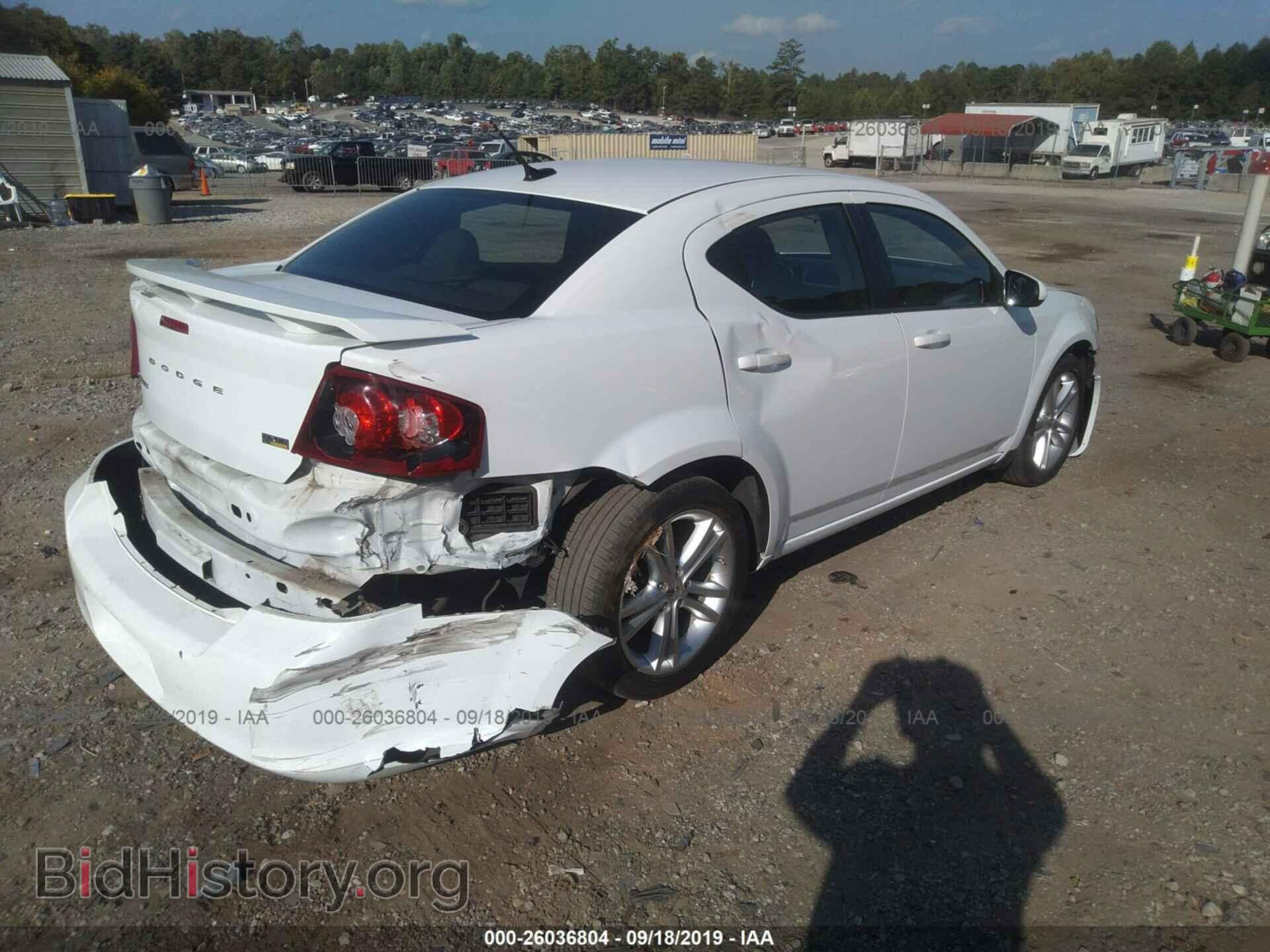 2011 DODGE AVENGER - VIN: 1B3BD1FG7BN586470 - Фото 4