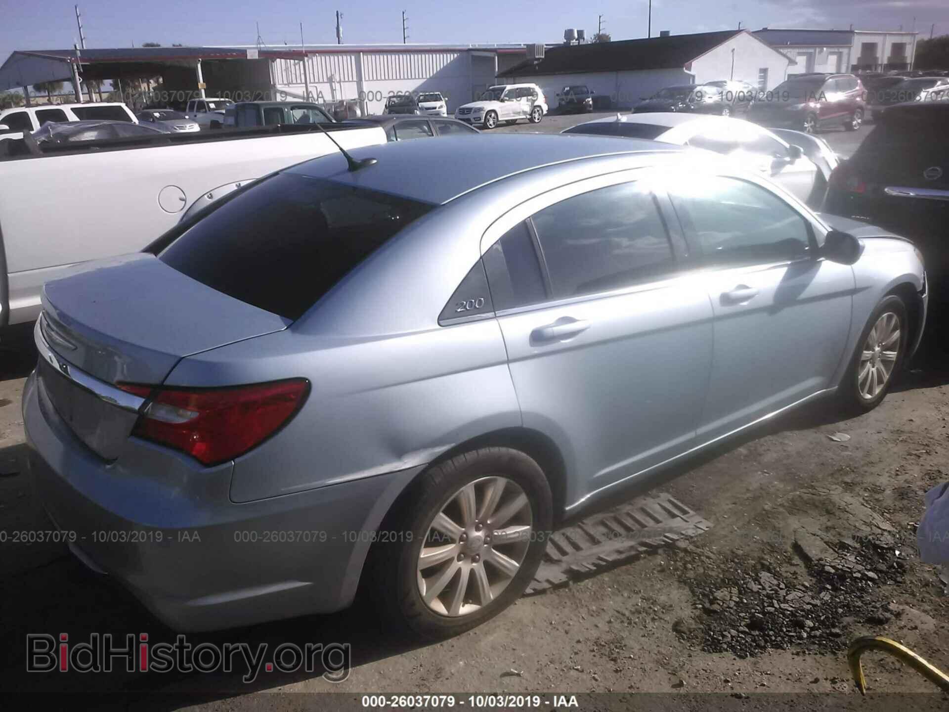 2013 CHRYSLER 200 - VIN: 1C3CCBBB8DN573756 - Фото 4