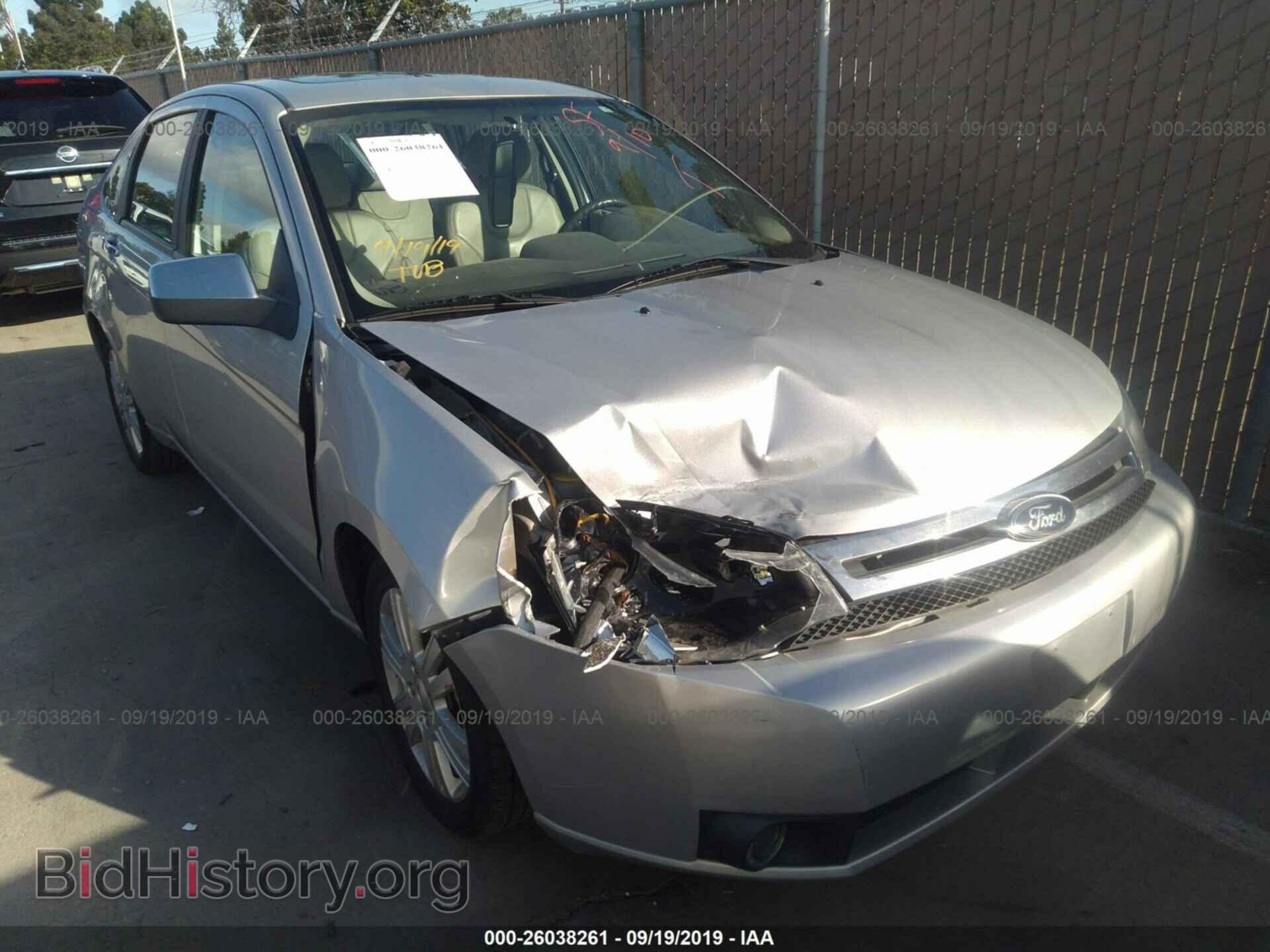 Photo 1FAHP37N29W266055 - FORD FOCUS 2009