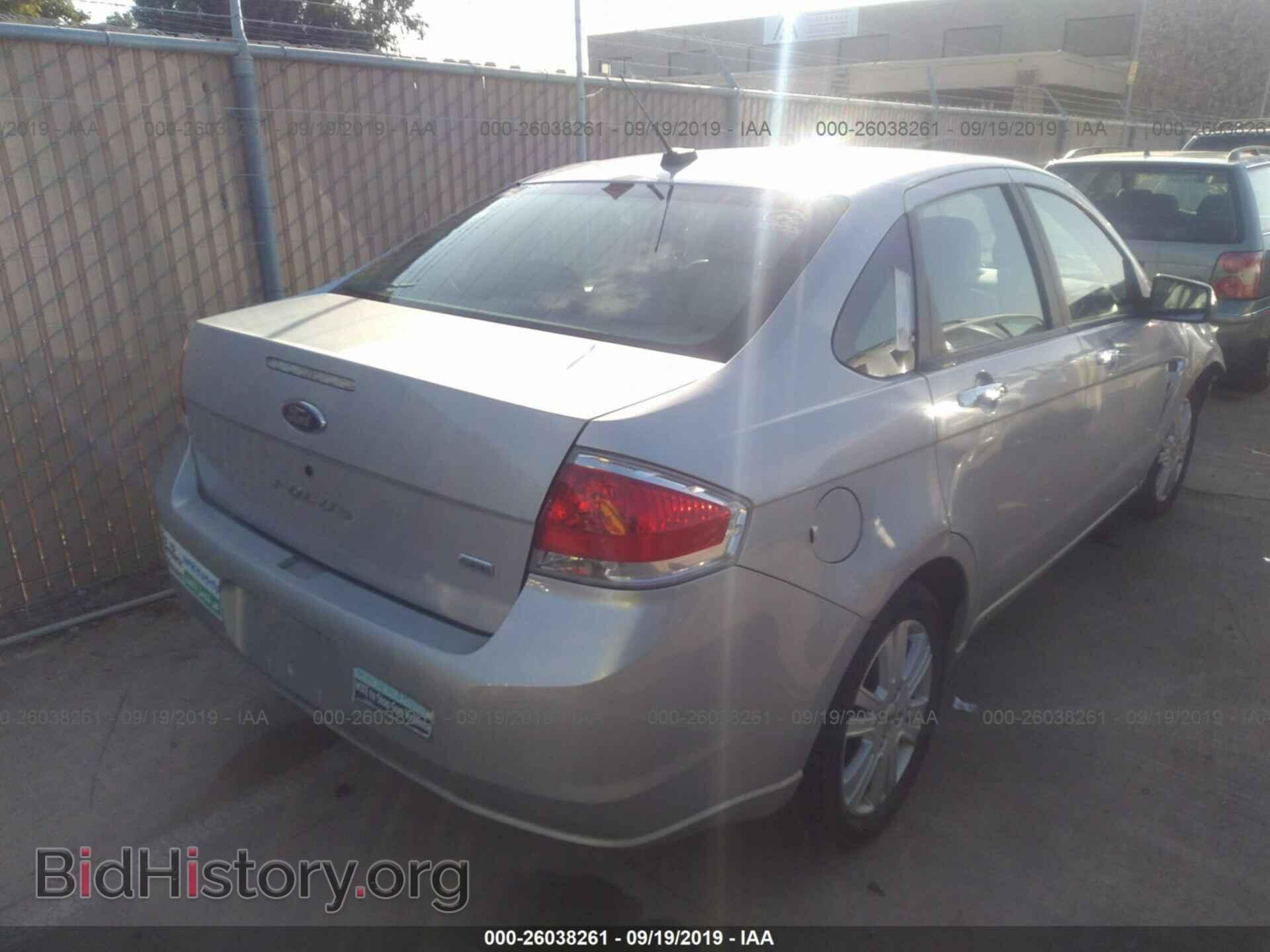 2009 FORD FOCUS - VIN: 1FAHP37N29W266055 - Photo 4