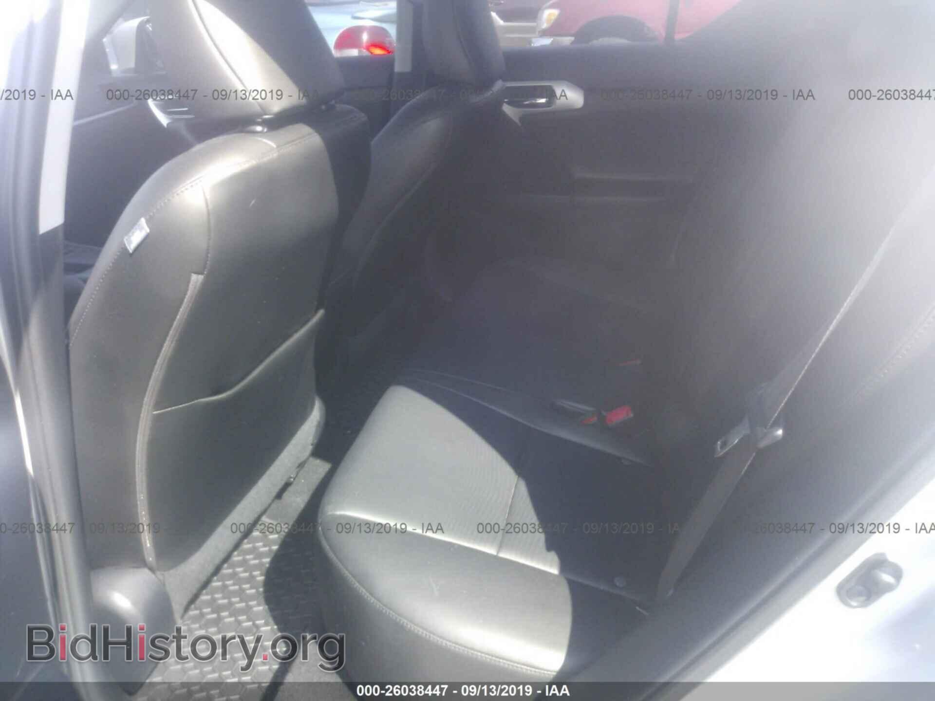 2011 LEXUS CT - VIN: JTHKD5BH2B2020592 - Фото 8