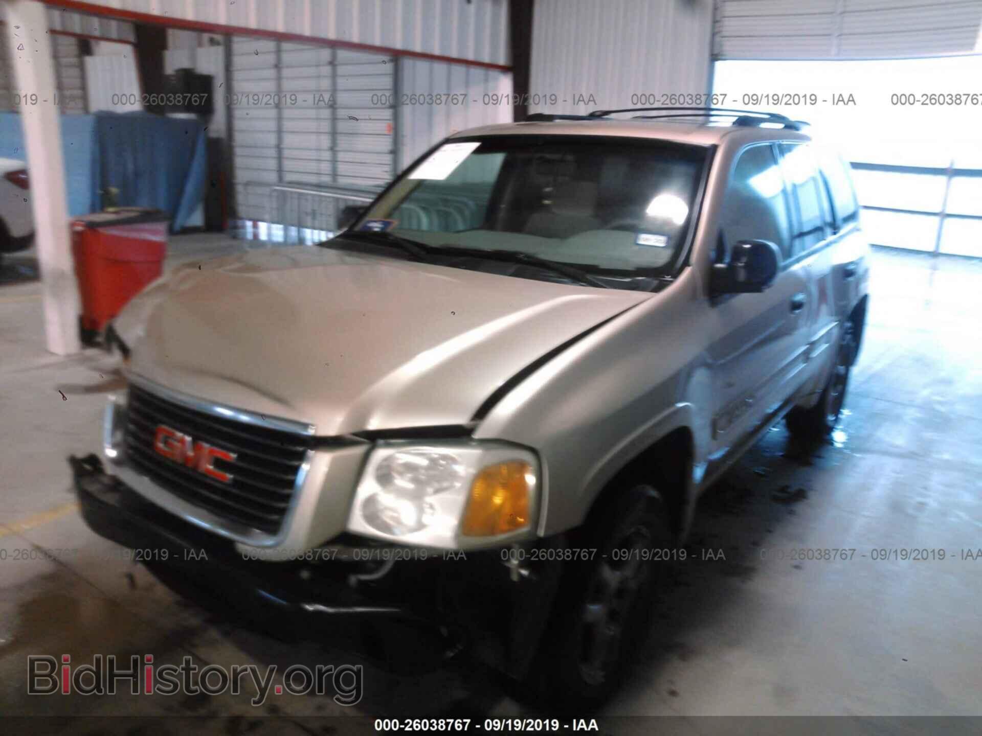 2004 GMC ENVOY - VIN: 1GKDS13SX42314946 - Photo 2