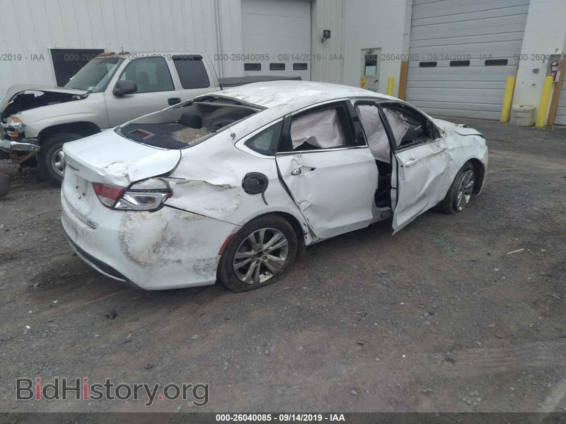 2015 CHRYSLER 200 - VIN: 1C3CCCAB9FN640651 - Фото 4
