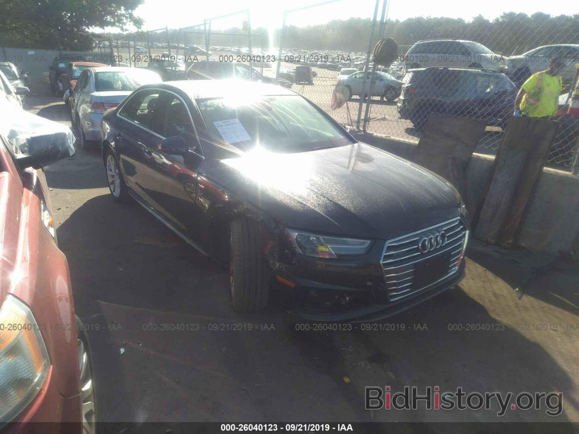 Photo WAUDNAF41KA007102 - AUDI A4 2019