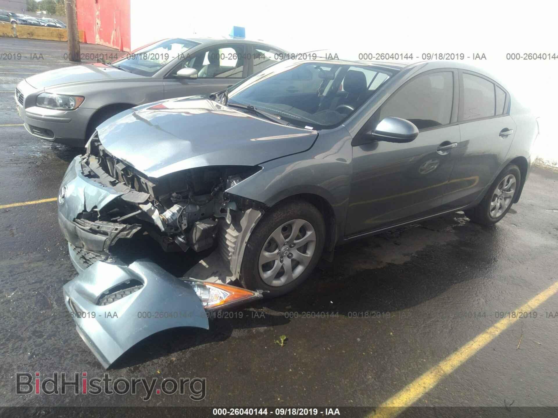 2013 MAZDA 3 - VIN: JM1BL1UP1D1748270 - Фото 2