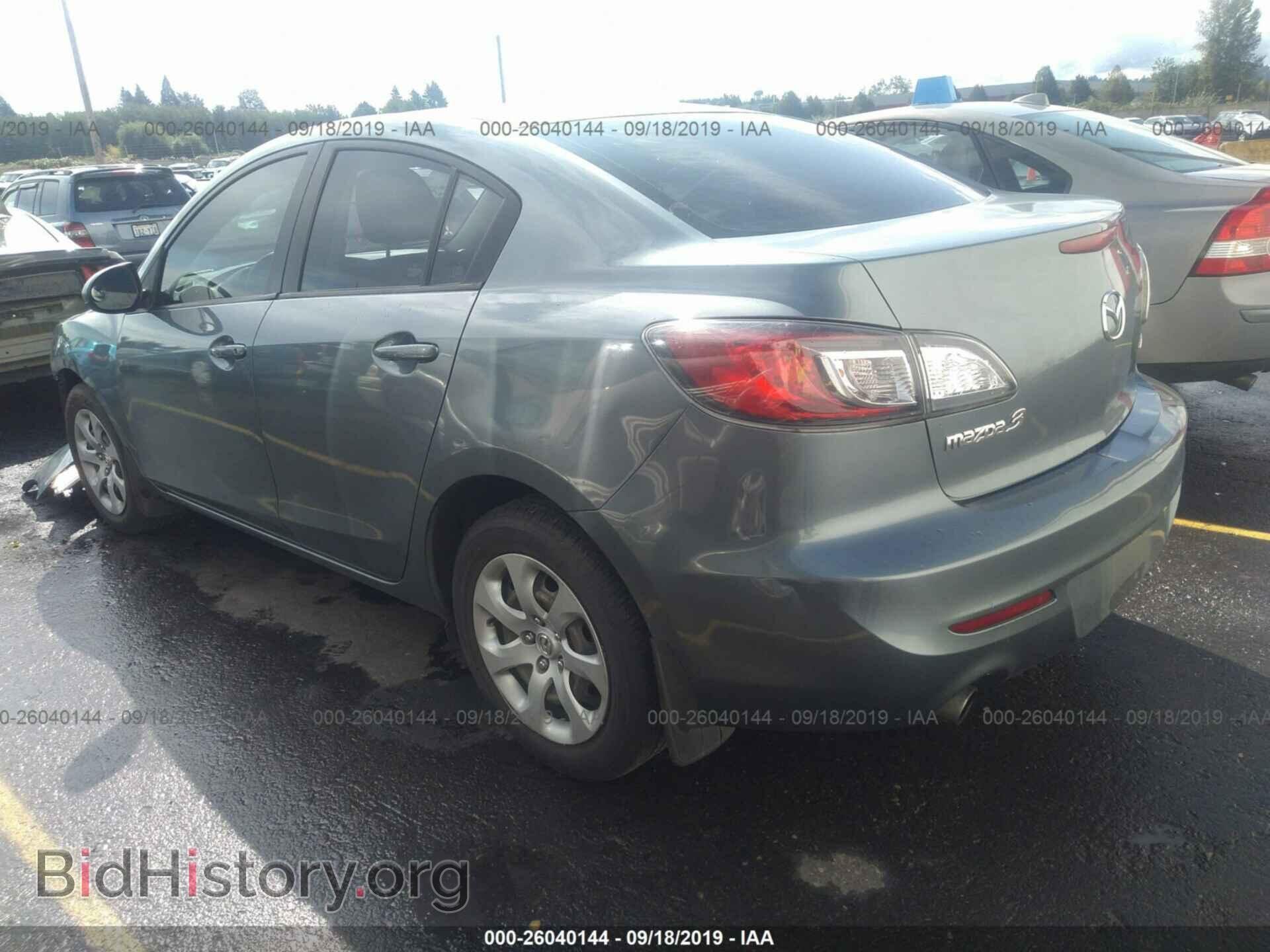 2013 MAZDA 3 - VIN: JM1BL1UP1D1748270 - Фото 3