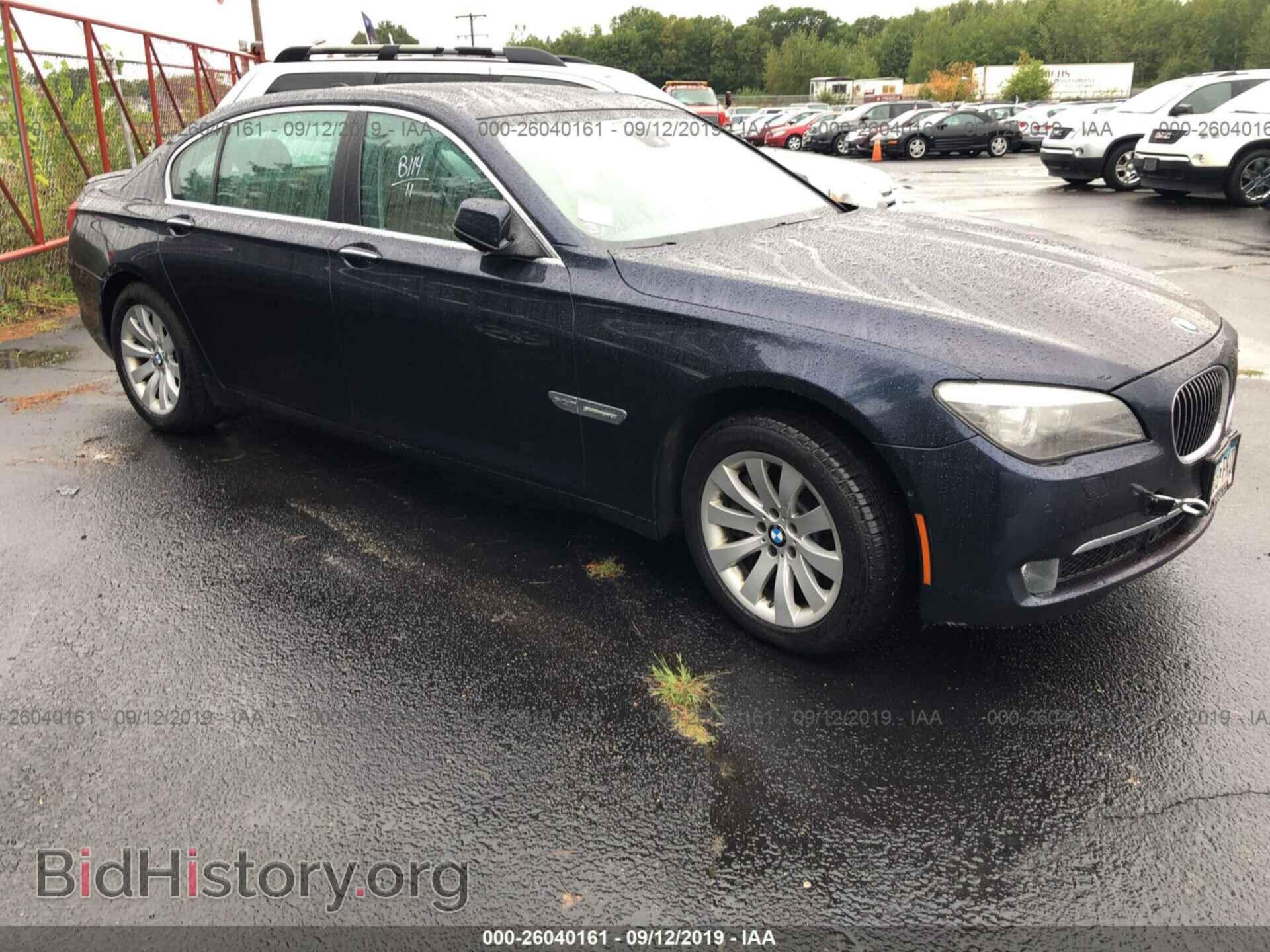 Photo WBAKC8C52BC433291 - BMW 750 2011
