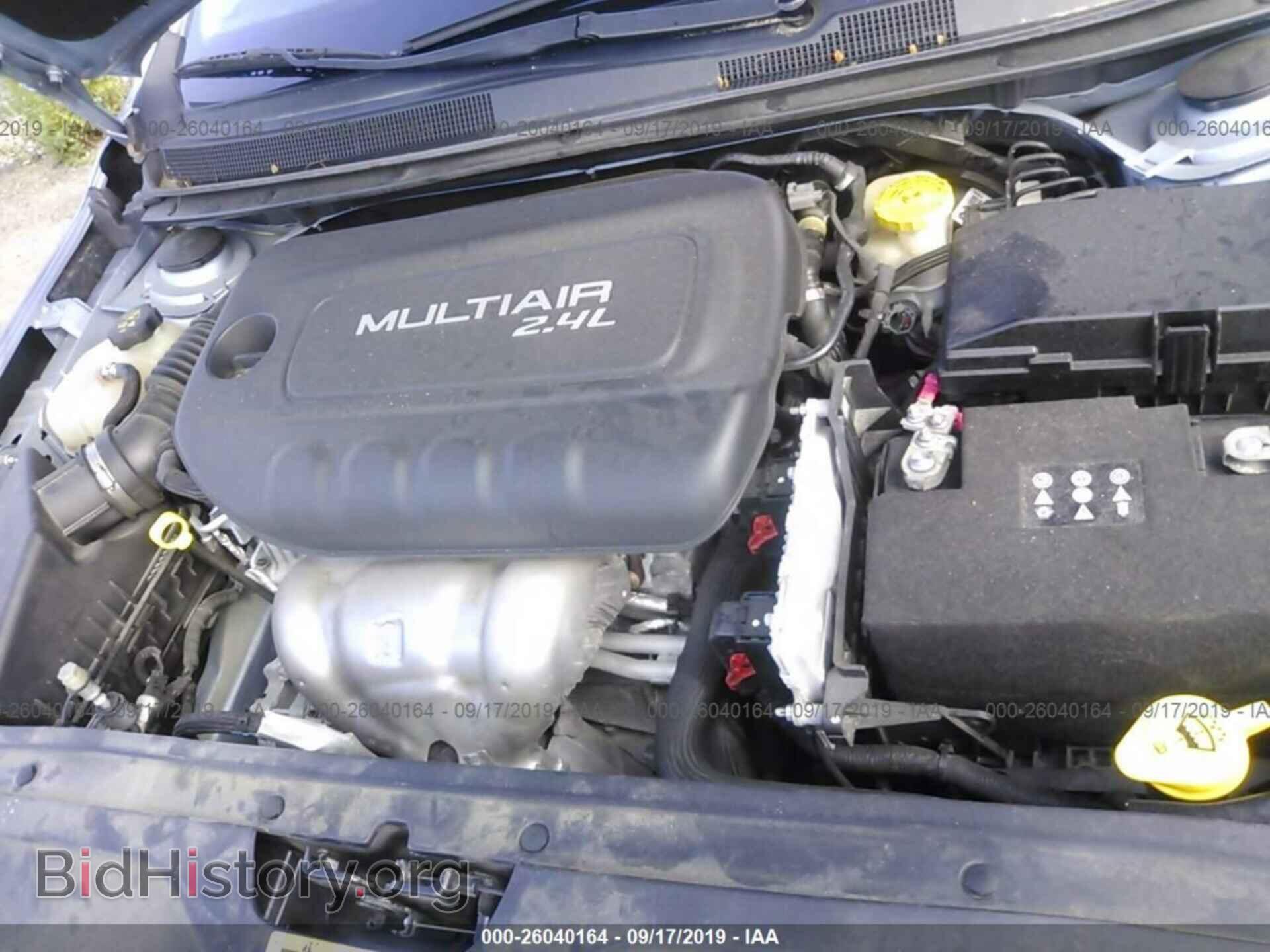 2015 CHRYSLER 200 - VIN: 1C3CCCAB4FN759370 - Фото 10