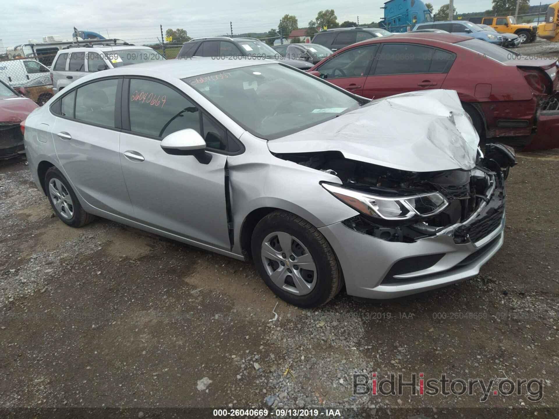 Photo 1G1BC5SM6J7239874 - CHEVROLET CRUZE 2018