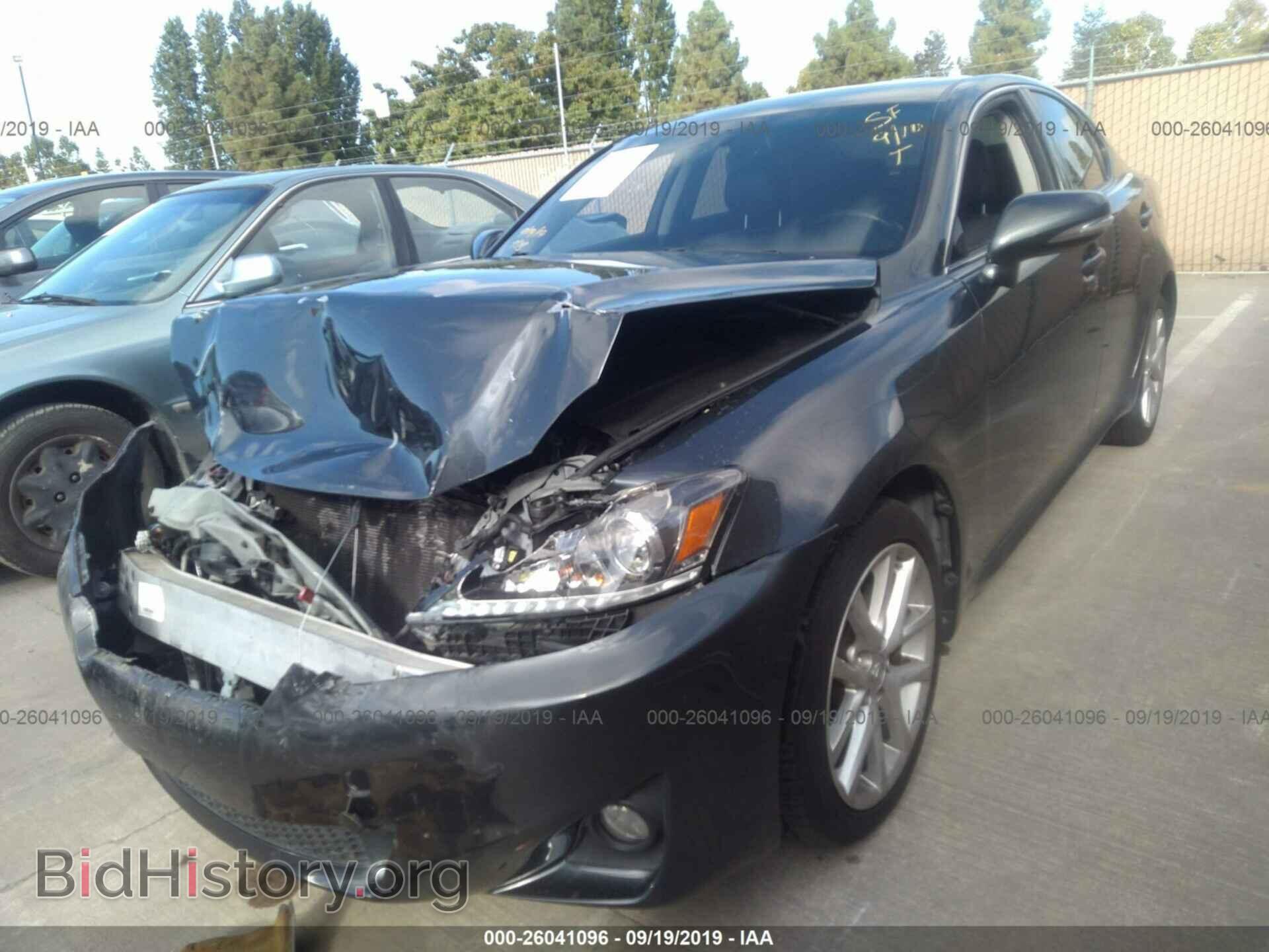 2011 LEXUS IS - VIN: JTHCF5C22B5051848 - Фото 2