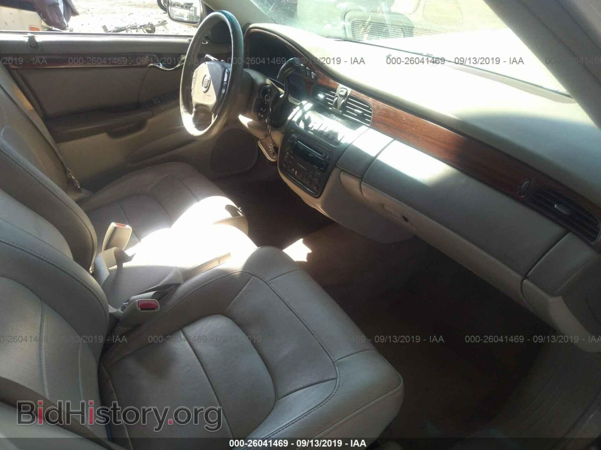 2004 Cadillac Deville - VIN: 1G6KD57Y84U223295 - Фото 5
