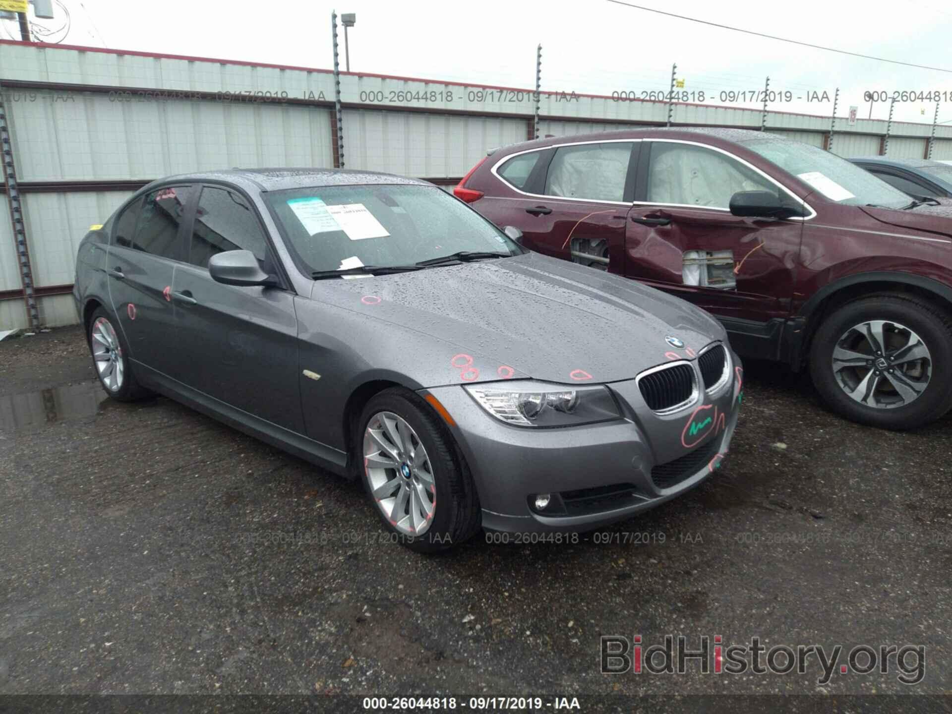 Photo WBAPH7C58BE677940 - BMW 328 2011