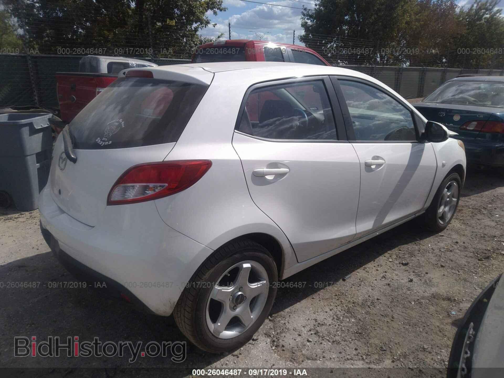 2014 MAZDA MAZDA2 - VIN: JM1DE1KY1E0177188 - Фото 4
