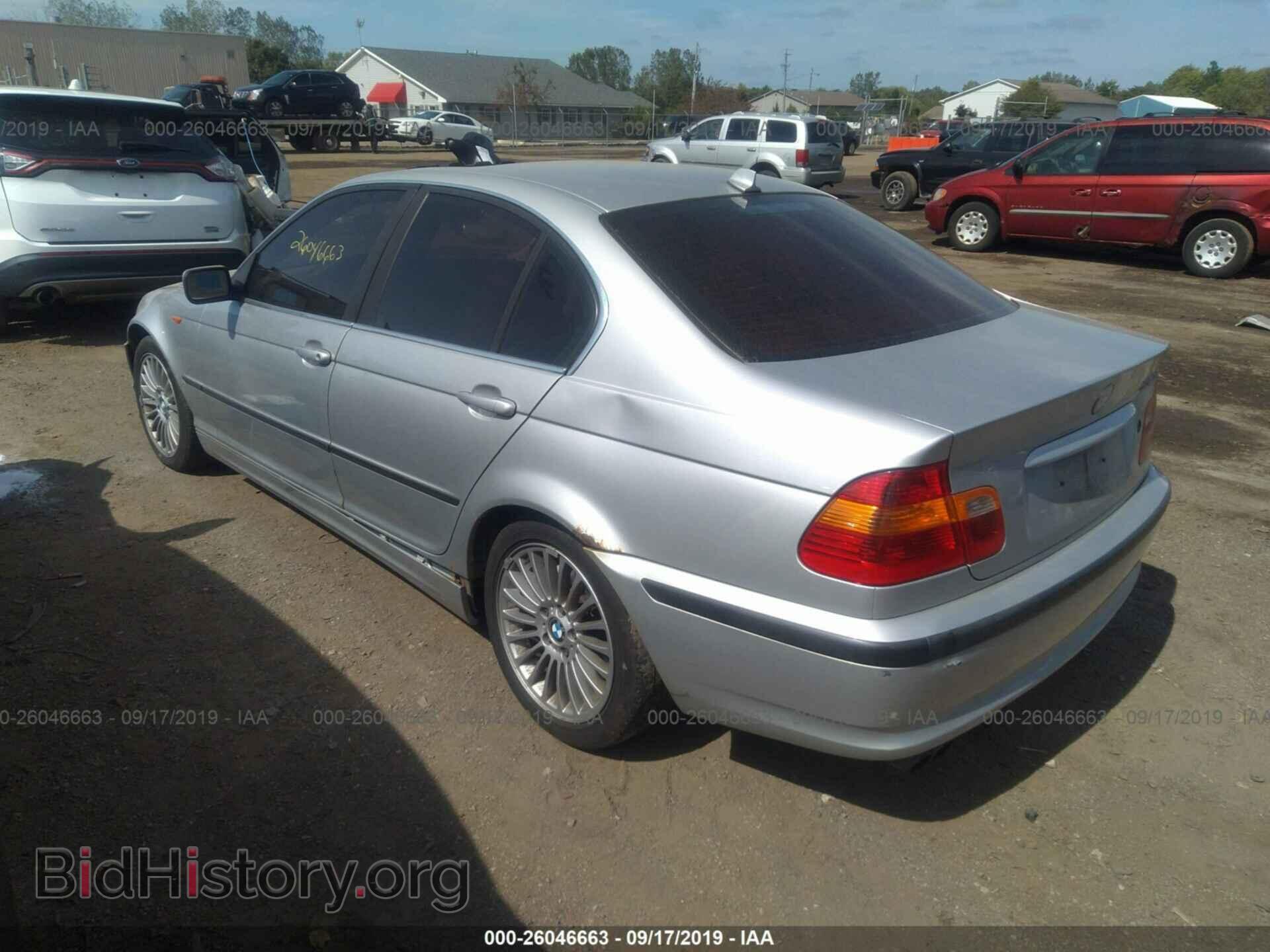 2004 BMW 330 - VIN: WBAEW53404PN33072 - Фото 3