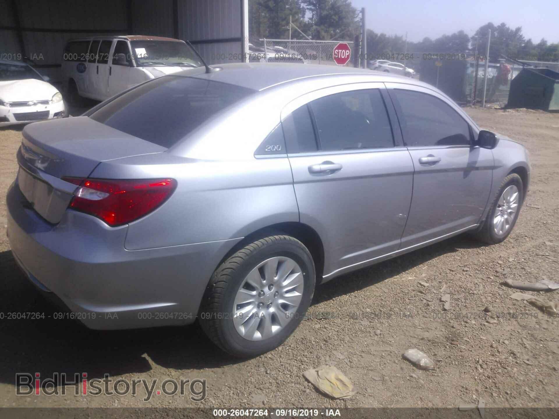 2014 CHRYSLER 200 - VIN: 1C3CCBAB0EN211763 - Фото 4