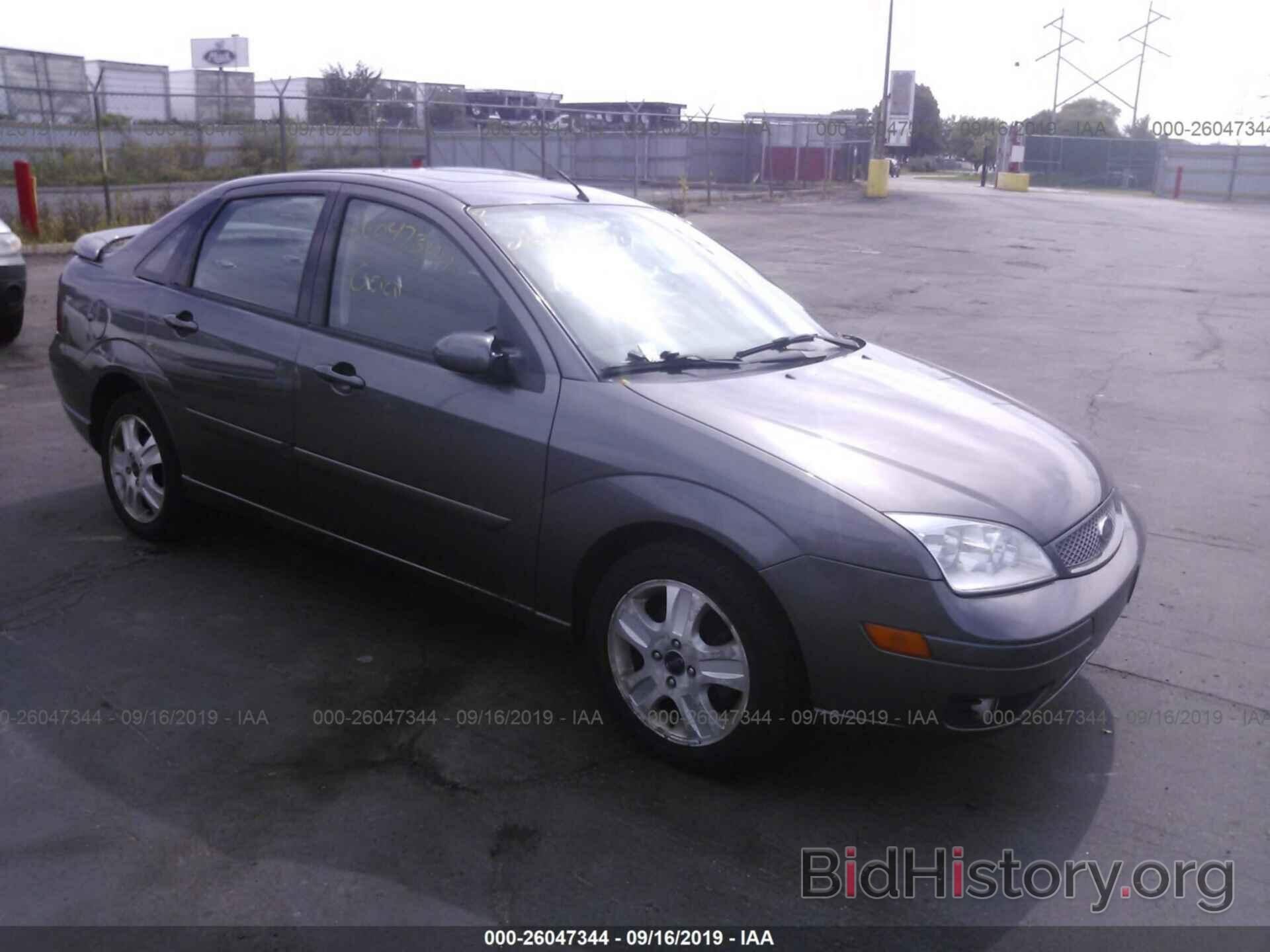 Photo 1FAFP38Z17W195615 - FORD FOCUS 2007