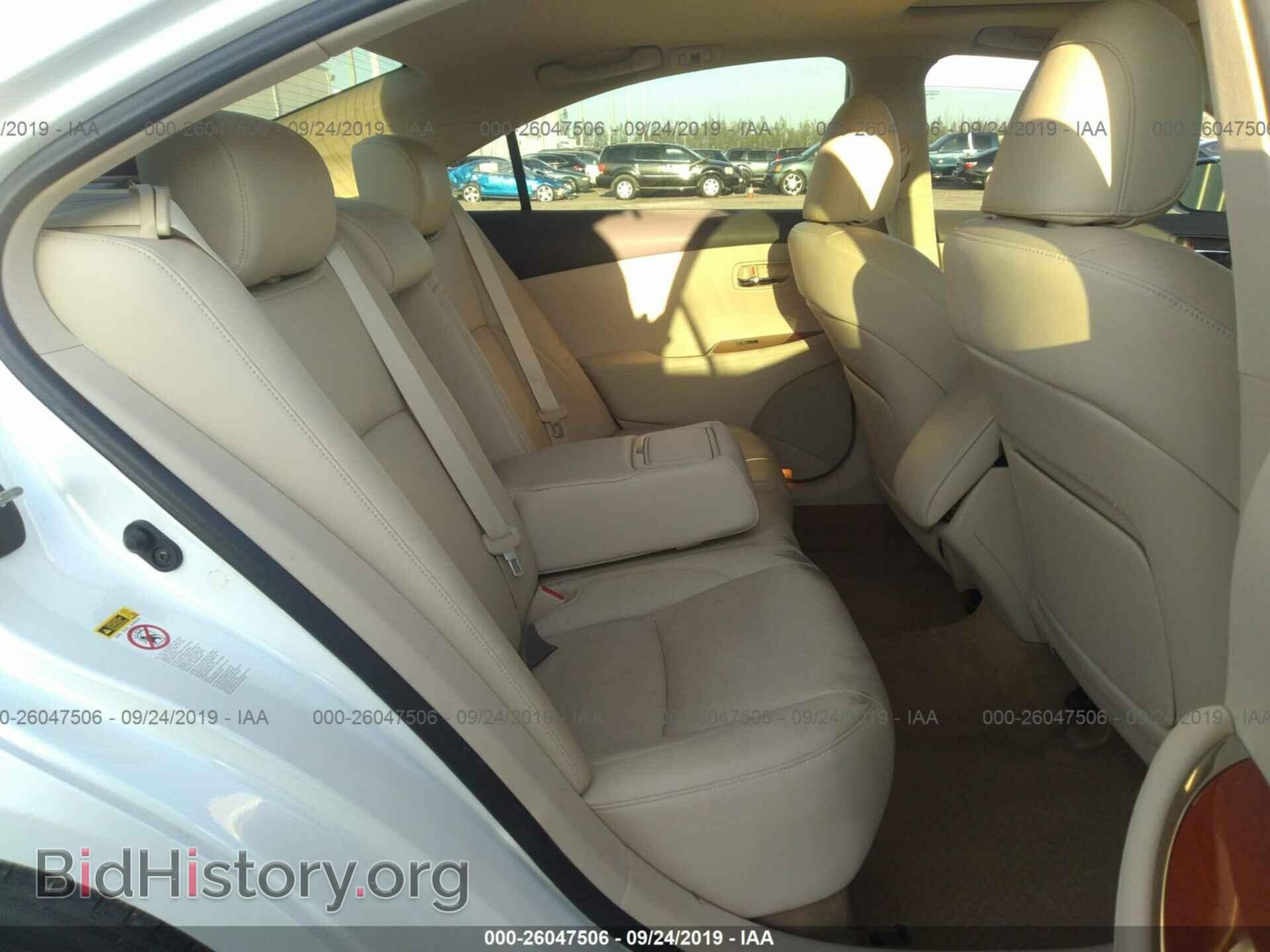 2011 LEXUS ES - VIN: JTHBK1EG9B2440092 - Фото 8