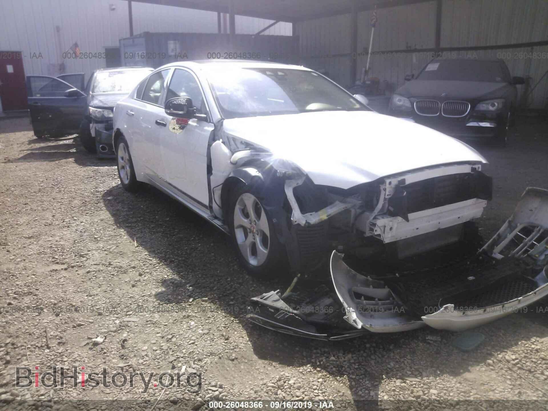 Photo SAJAR4BG5HA949224 - JAGUAR XE 2017