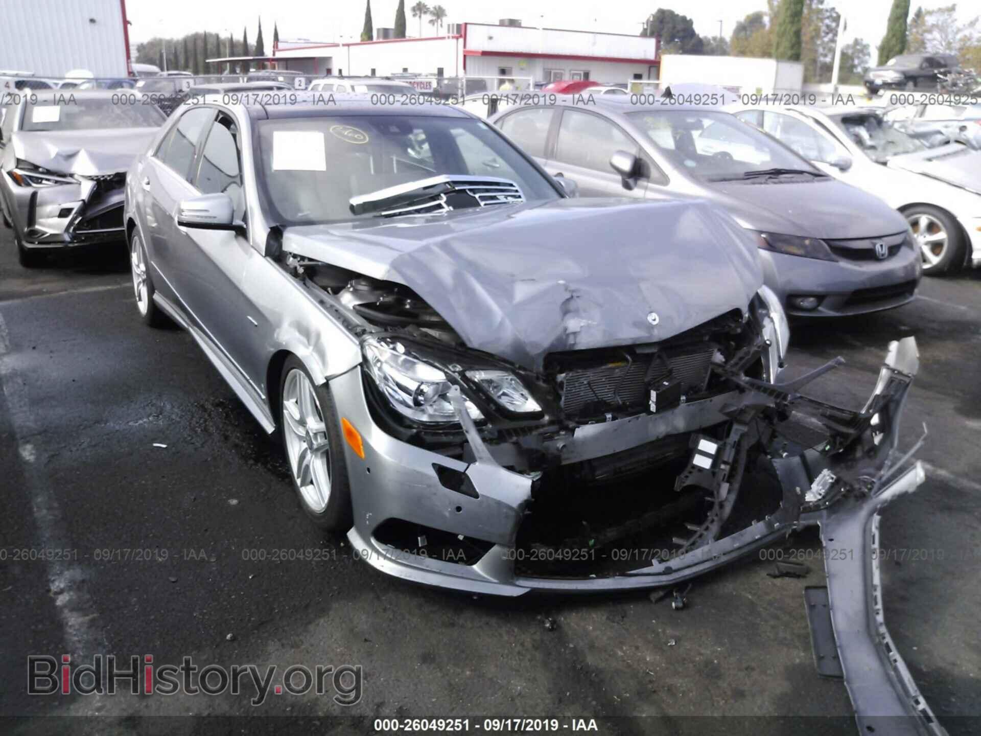 Photo WDDHF9BB2CA605419 - MERCEDES-BENZ E 2012