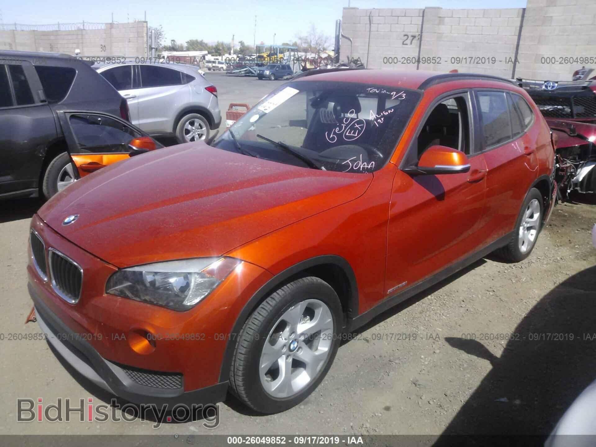 2014 BMW X1 - VIN: WBAVM1C55EVW54474 - Фото 2