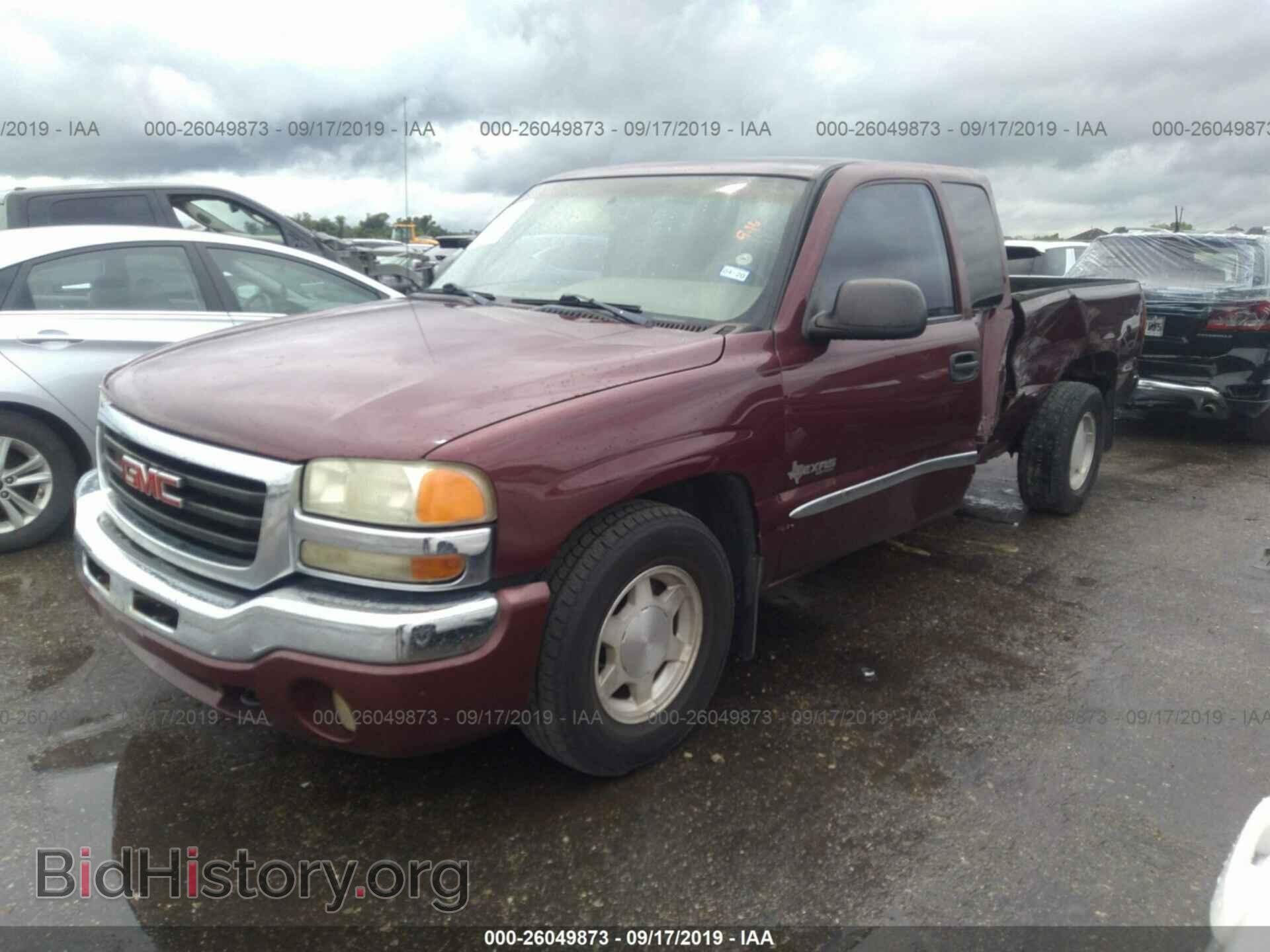 2003 GMC NEW SIERRA - VIN: 2GTEC19V531301843 - Фото 2