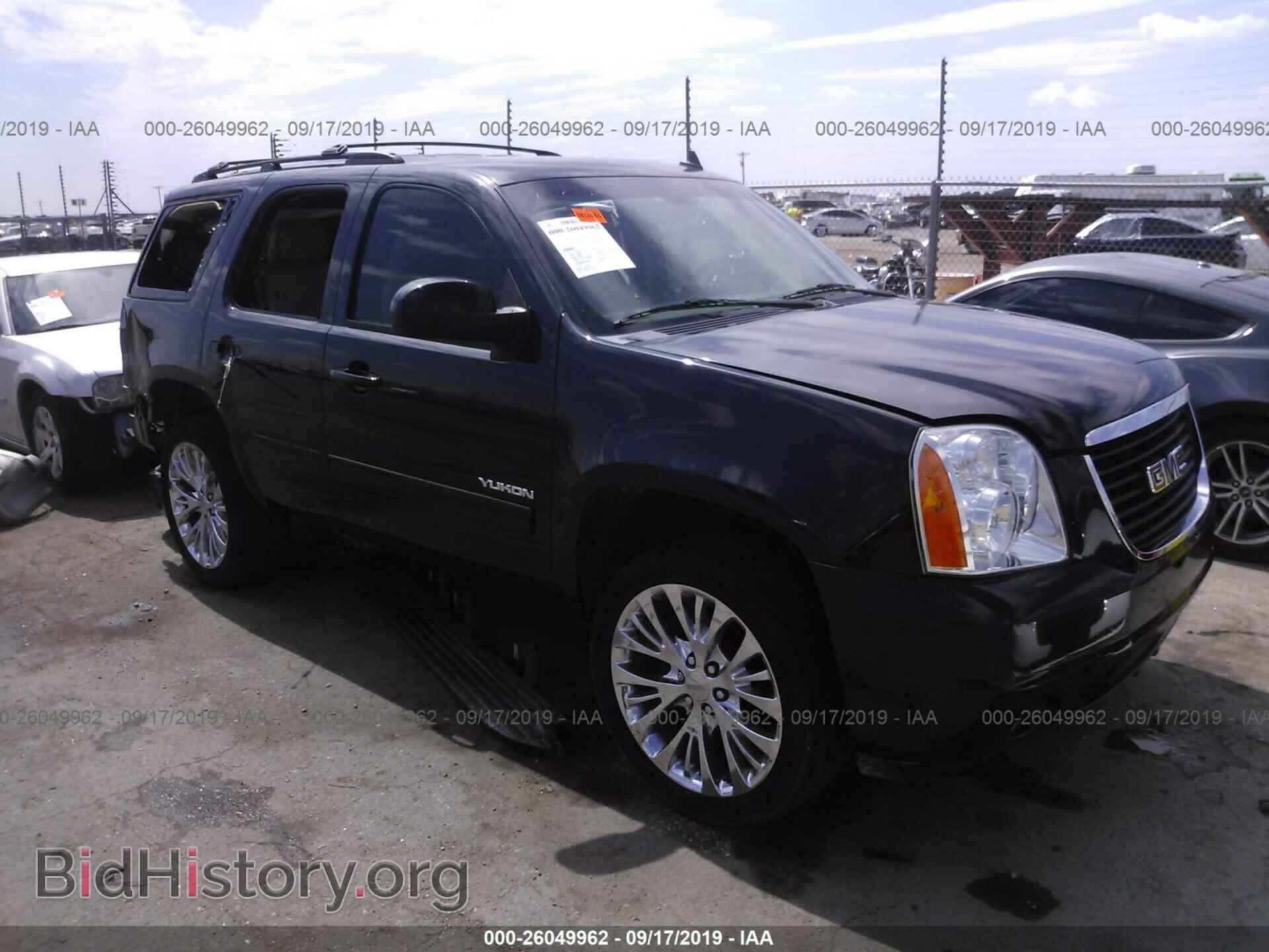 Photo 1GKS1CE02DR318532 - GMC YUKON 2013