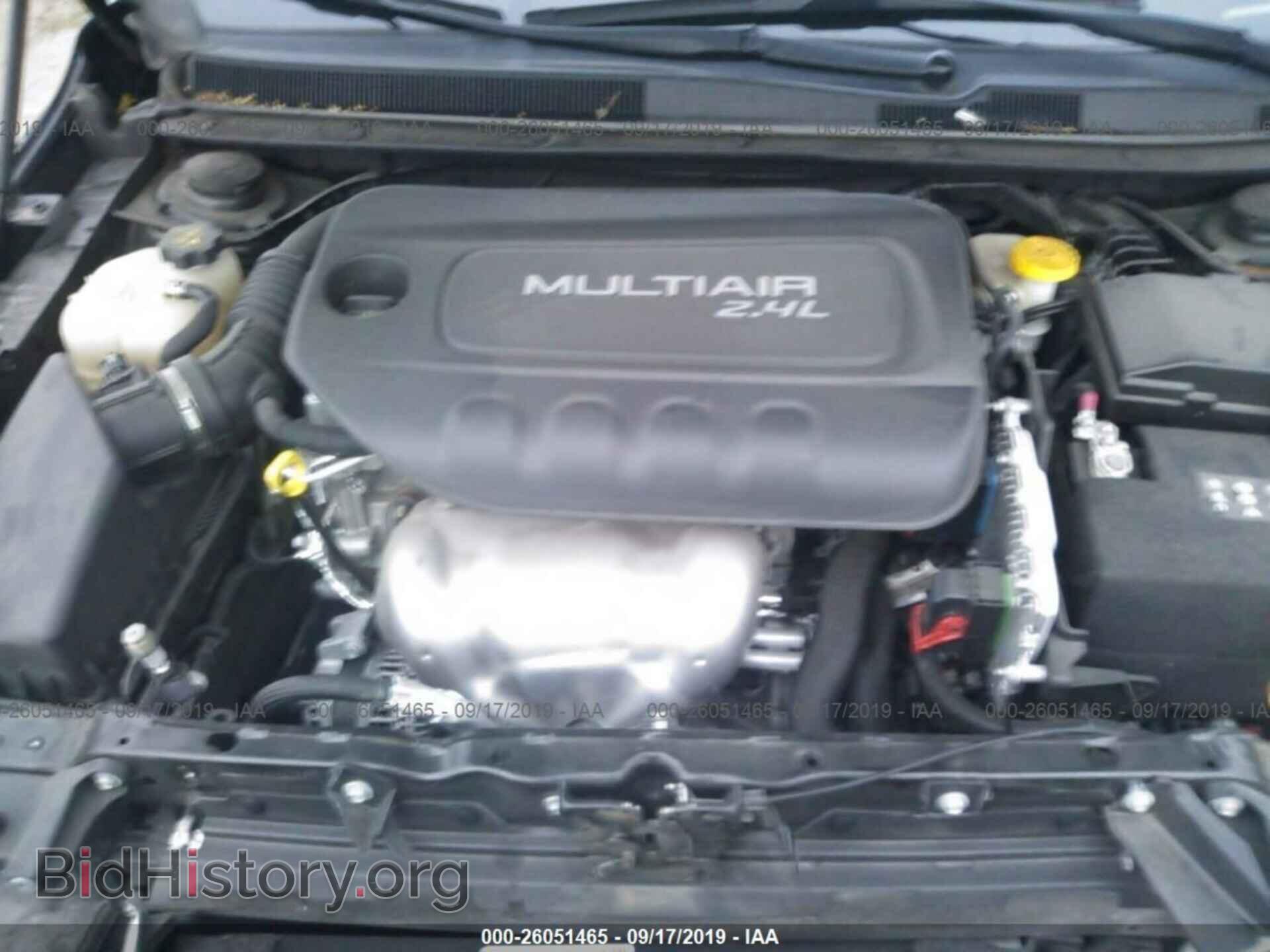 2016 CHRYSLER 200 - VIN: 1C3CCCAB2GN172845 - Фото 10