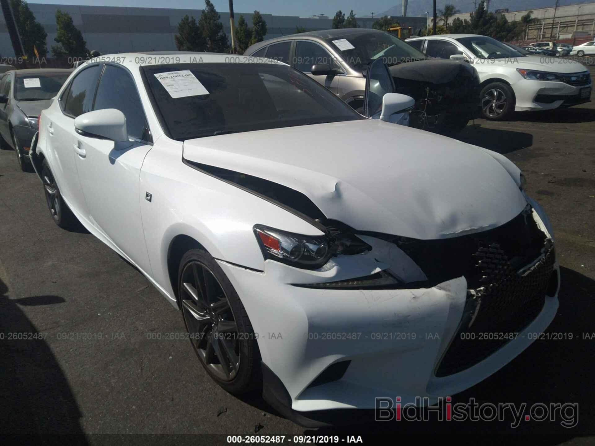 Photo JTHBE1D25E5012441 - LEXUS IS 2014