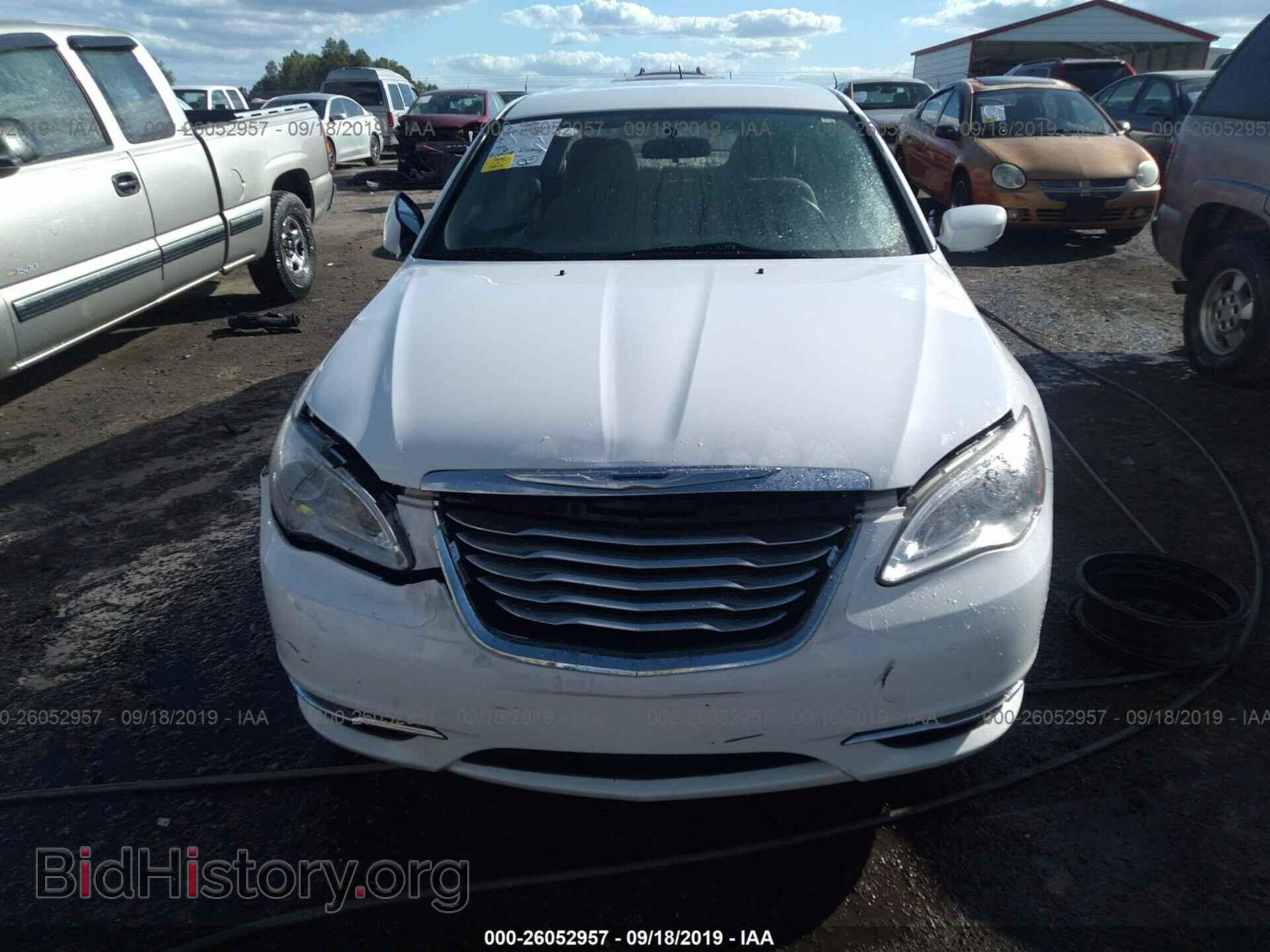2013 CHRYSLER 200 - VIN: 1C3CCBAB7DN733840 - Фото 6