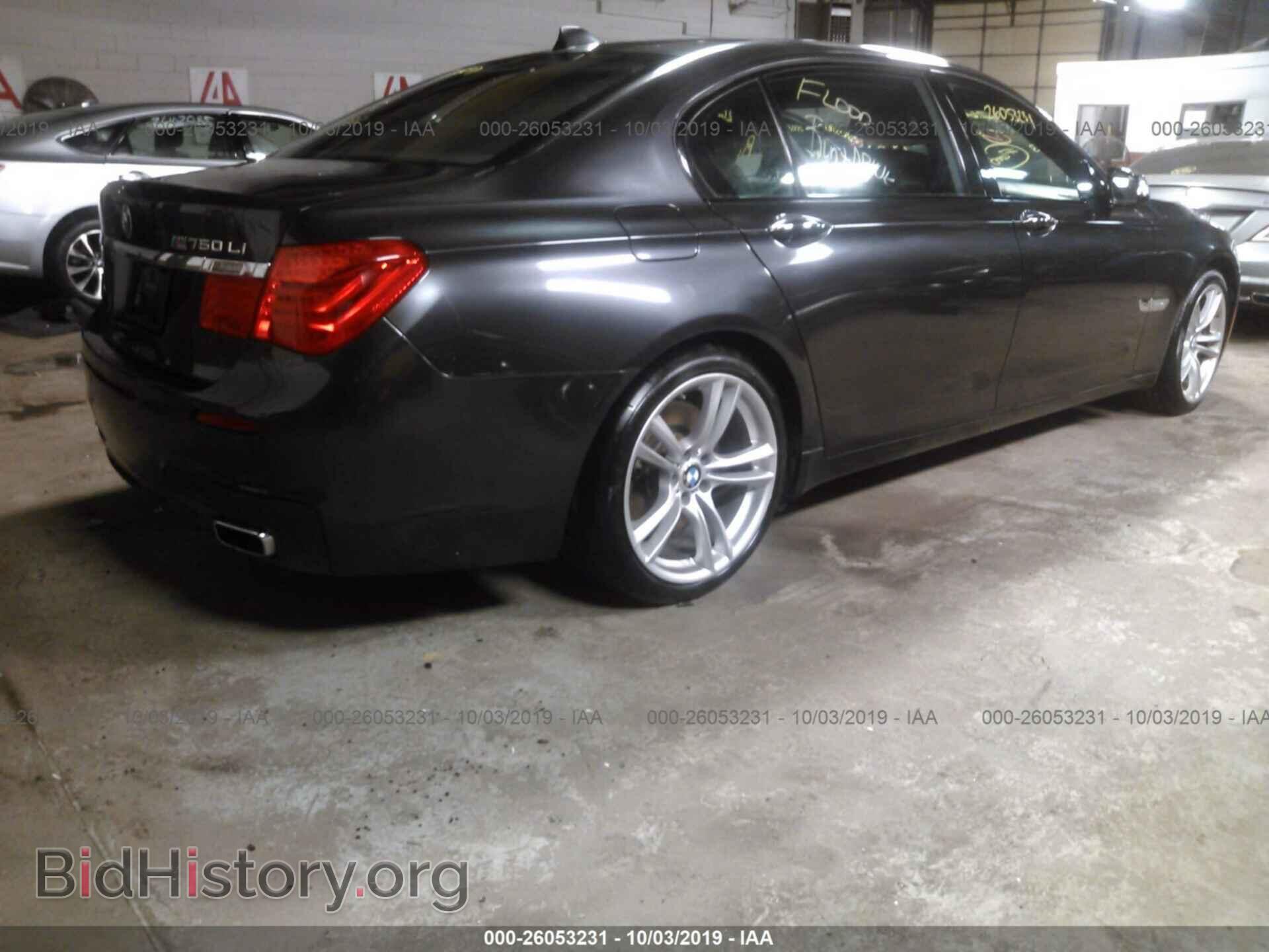 2011 BMW 750 - VIN: WBAKC8C53BC433848 - Фото 4