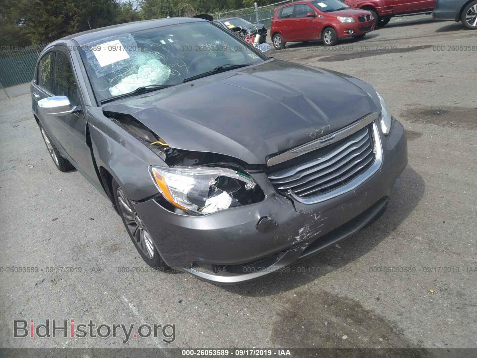 2012 CHRYSLER 200 - VIN: 1C3CCBCG2CN185088 - Фото 6