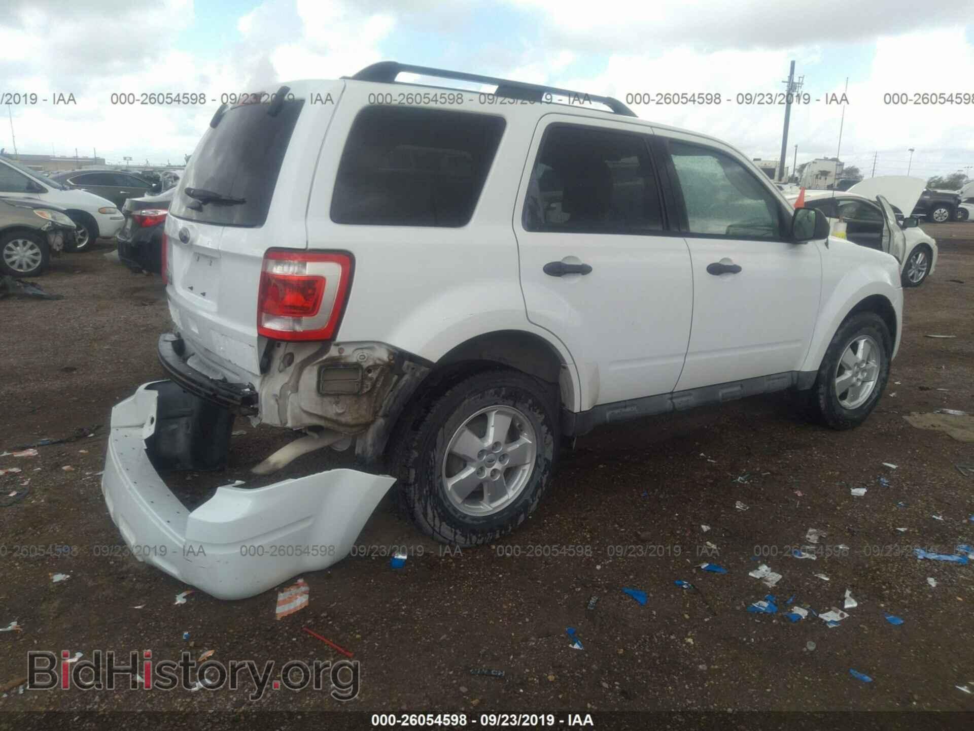 2012 FORD ESCAPE - VIN: 1FMCU0D77CKC10883 - Photo 4