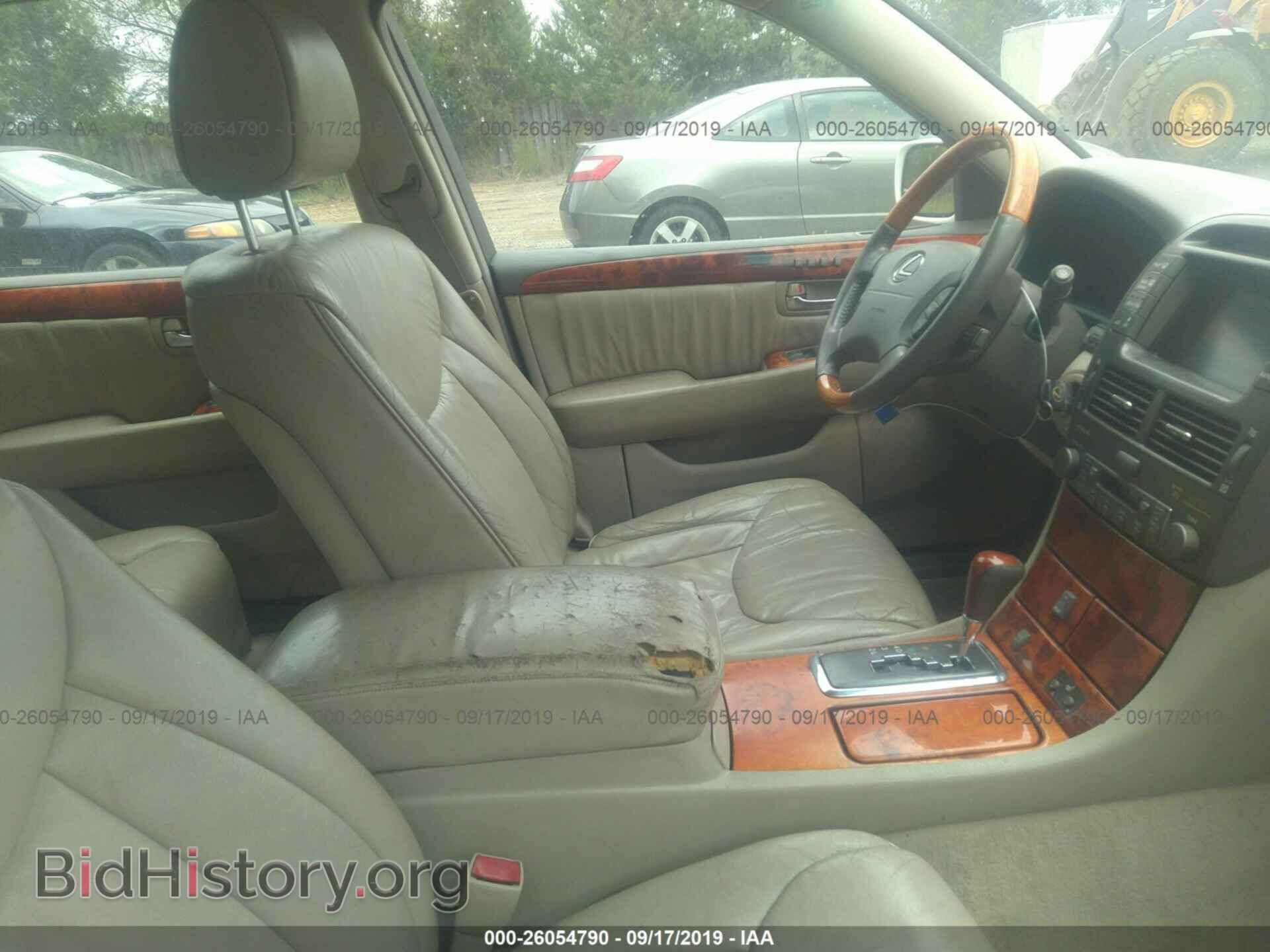2002 LEXUS LS - VIN: JTHBN30F020089070 - Photo 5
