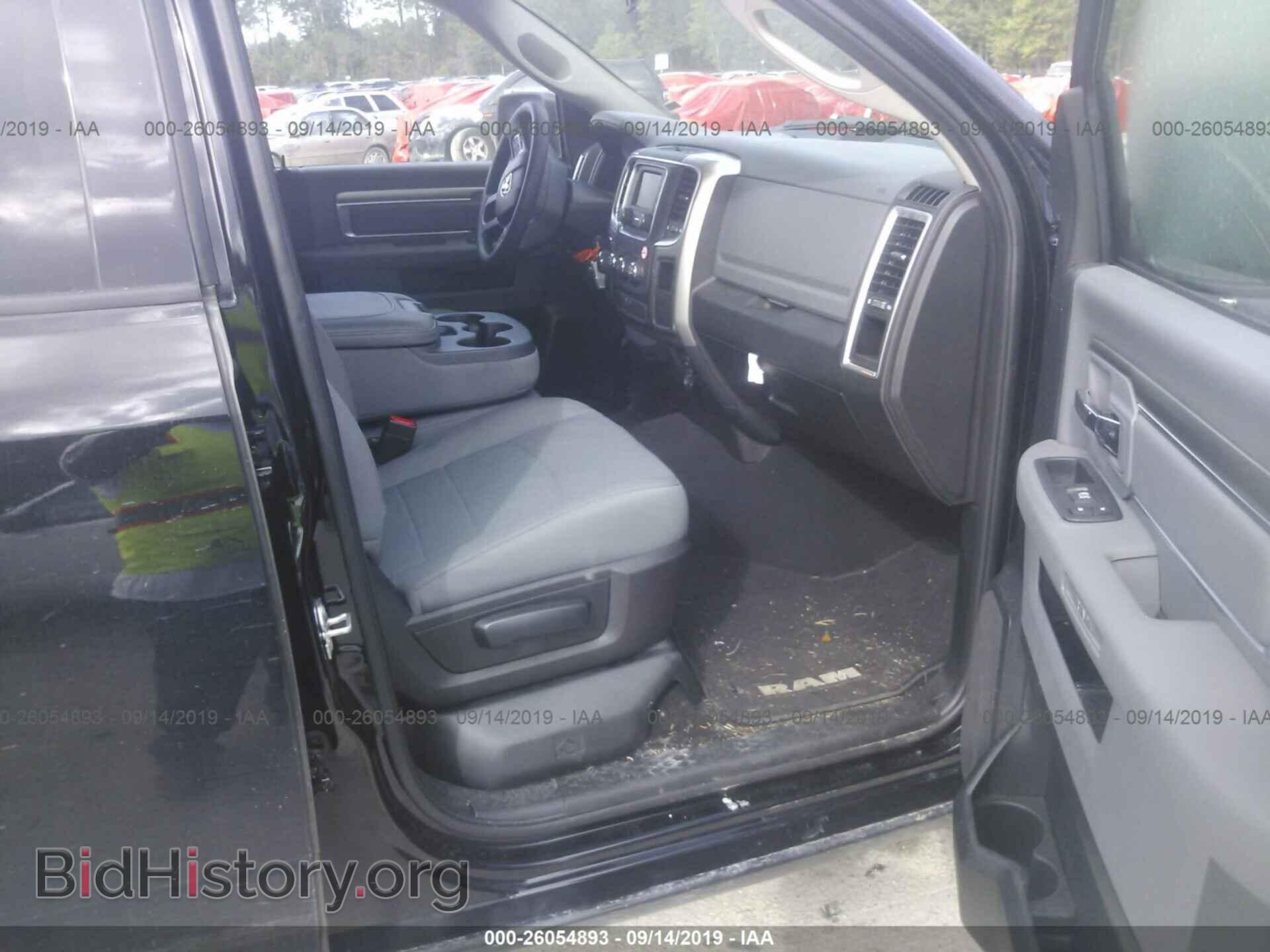 2019 RAM 1500 CLASSIC - VIN: 1C6RR6TT9KS647887 - Фото 5