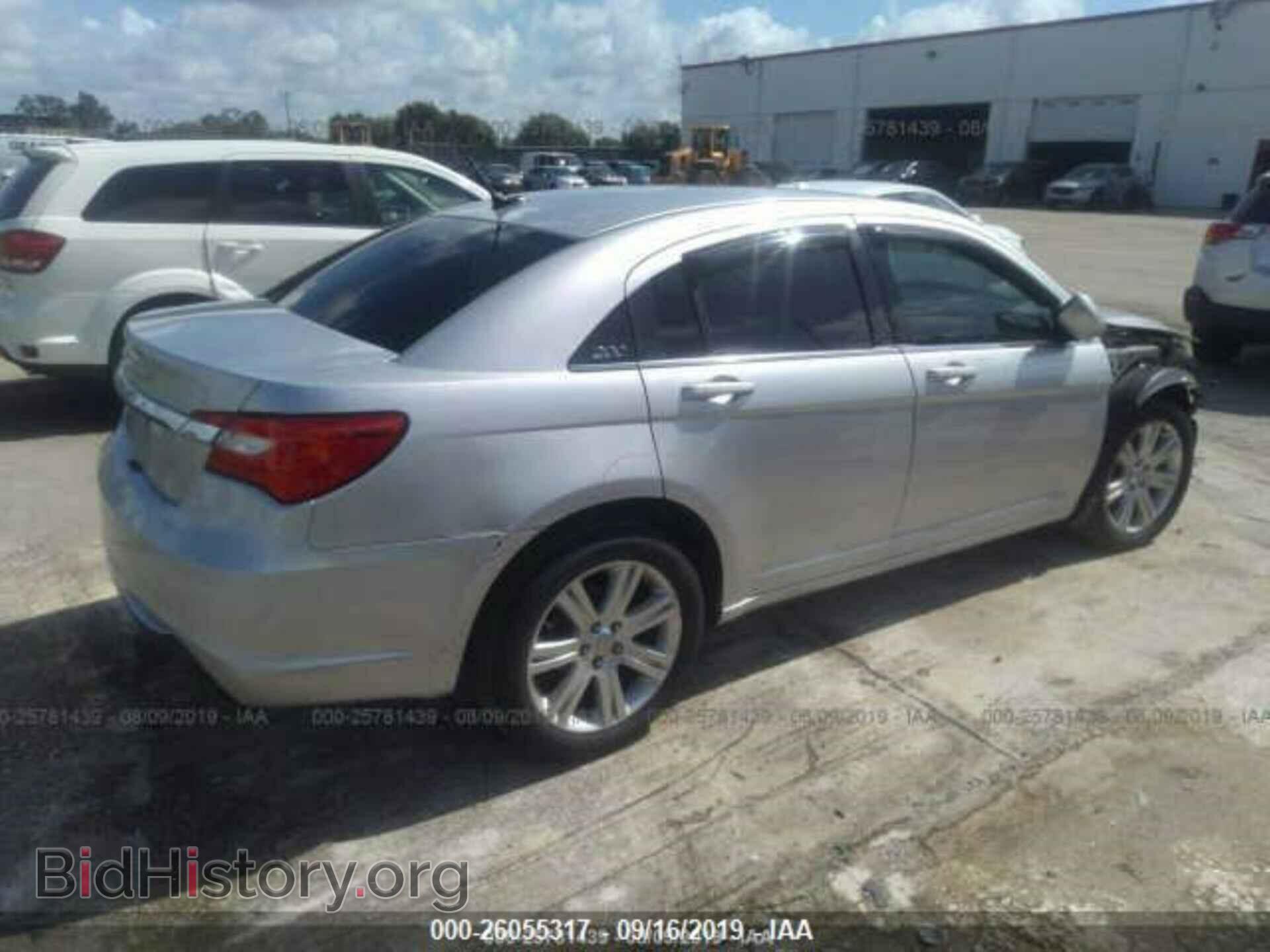 2012 CHRYSLER 200 - VIN: 1C3CCBBB4CN217738 - Photo 4