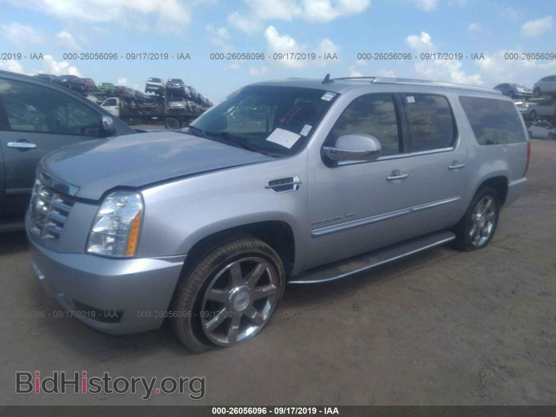 2013 CADILLAC ESCALADE - VIN: 1GYS4HEF3DR301429 - Photo 2