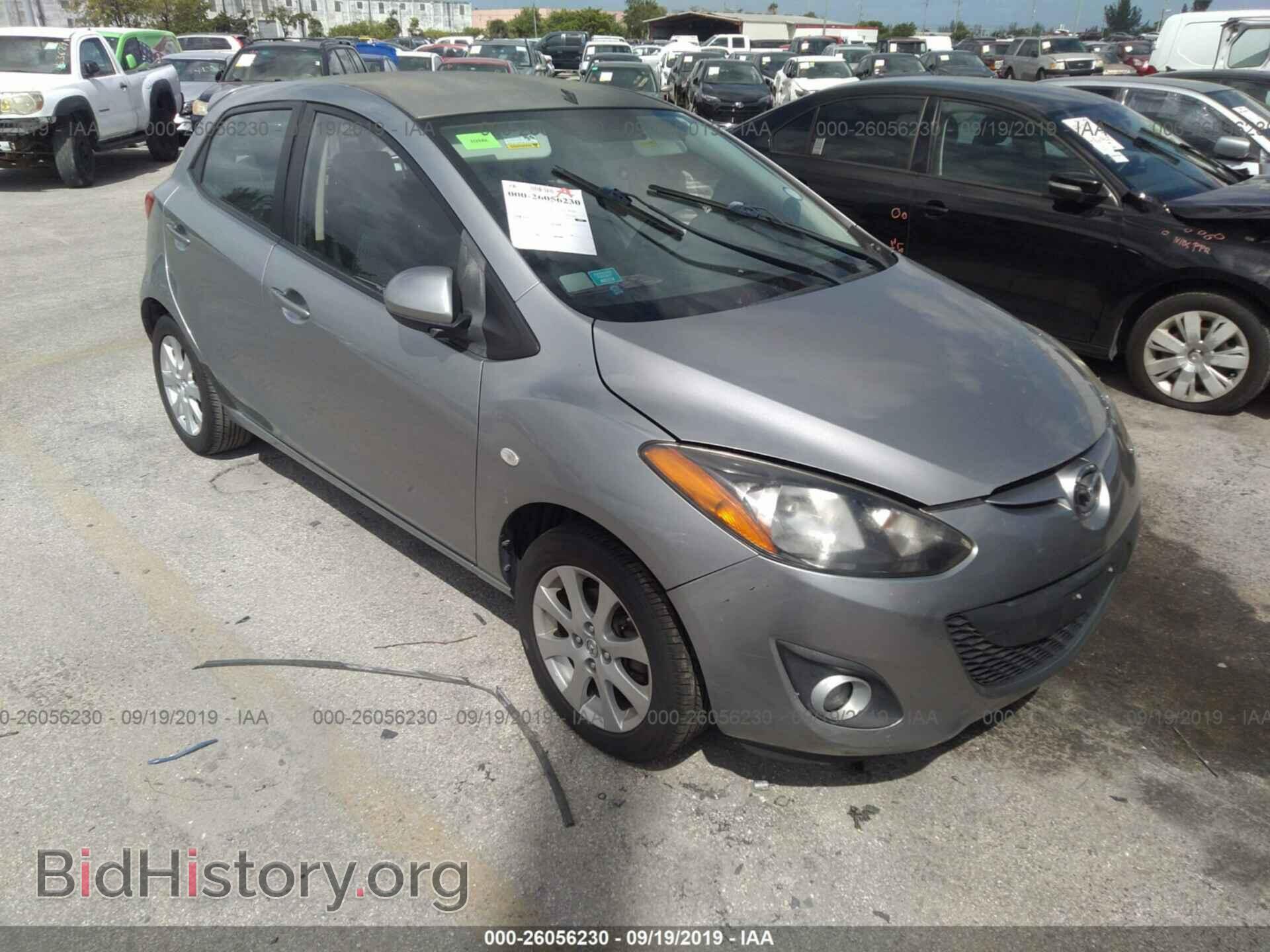Фотография JM1DE1LYXC0136070 - MAZDA MAZDA2 2012