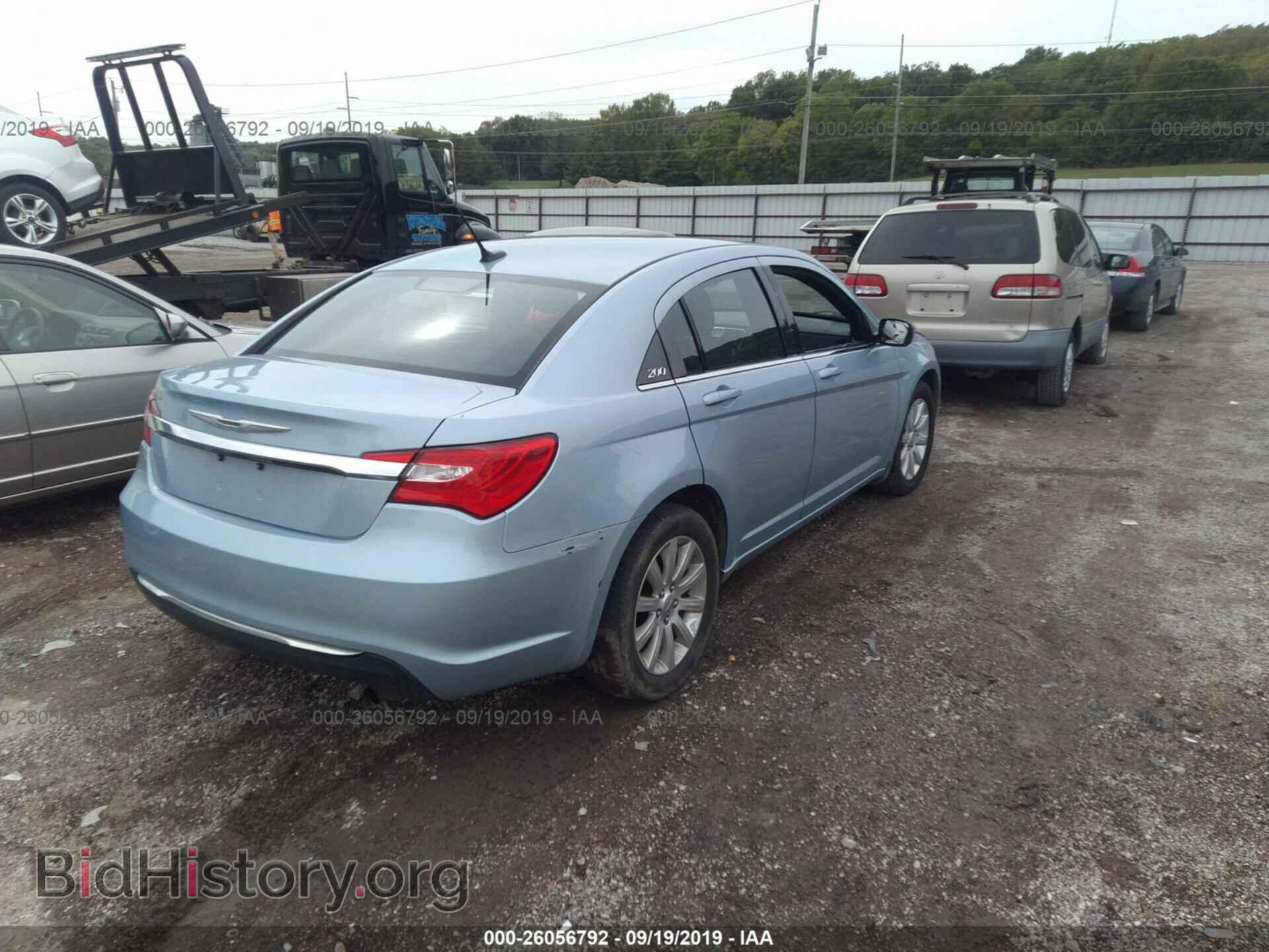2013 CHRYSLER 200 - VIN: 1C3CCBBB2DN768459 - Фото 4