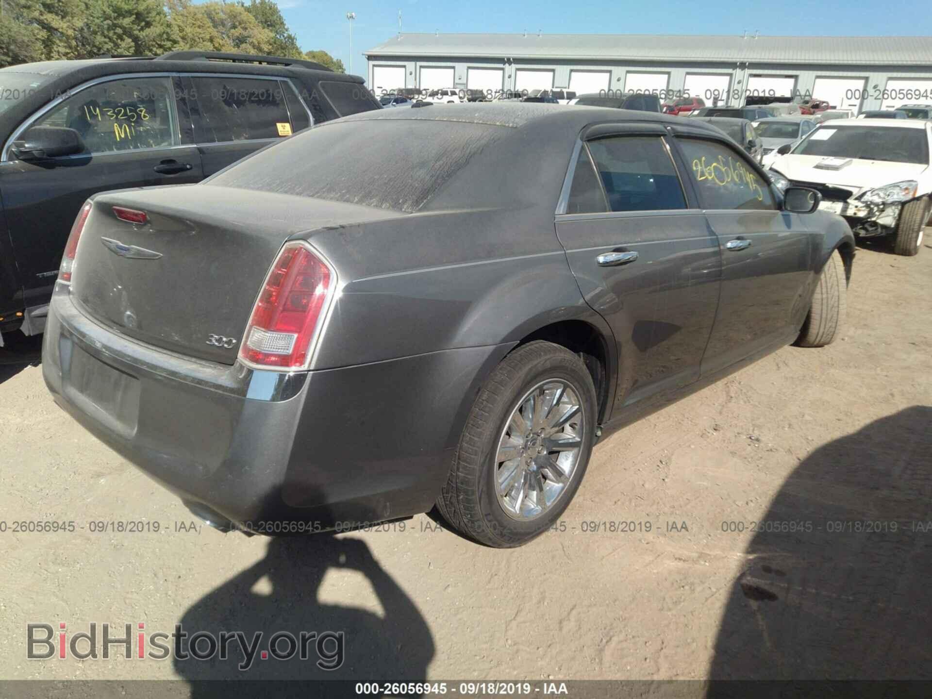 2012 CHRYSLER 300 - VIN: 2C3CCACG4CH237825 - Фото 4
